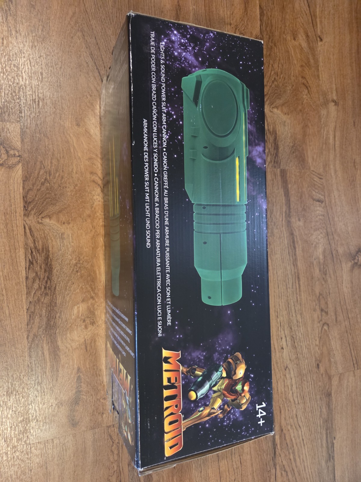 ThinkGeek Metroid Prime Power Suit Arm Cannon Lights & Sound Open Unused