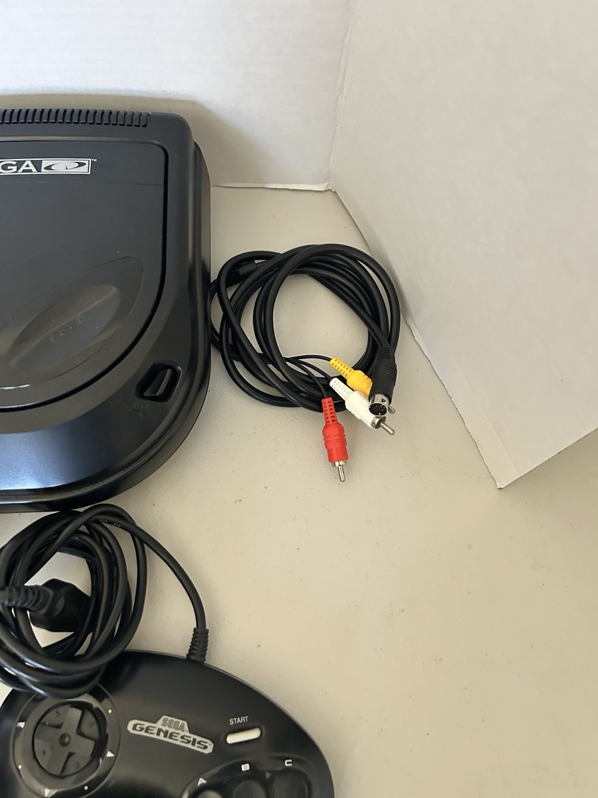Sega CD Model 2 Console Working w/ 2 Controllers & All Cables Tested Bundle