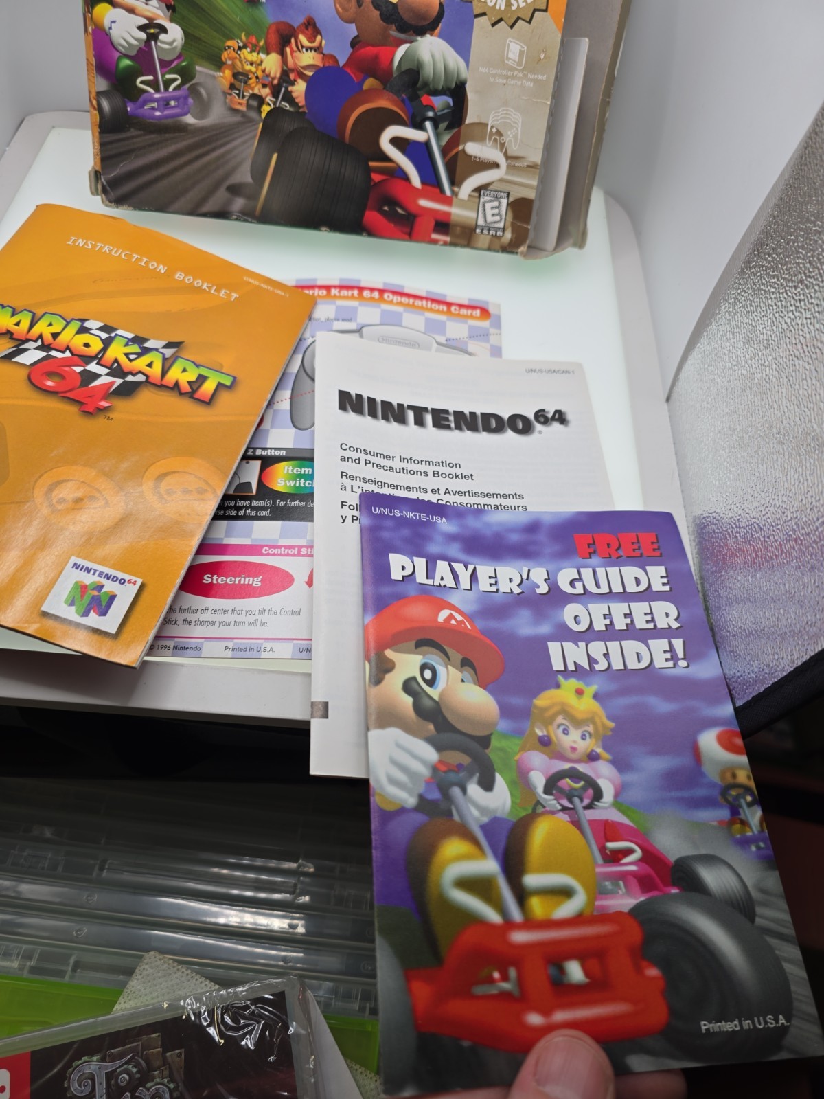 Nintendo Mario Kart 64 N64 w/ Box & Manual, E, NTSC-U/C (US/CA) 1997