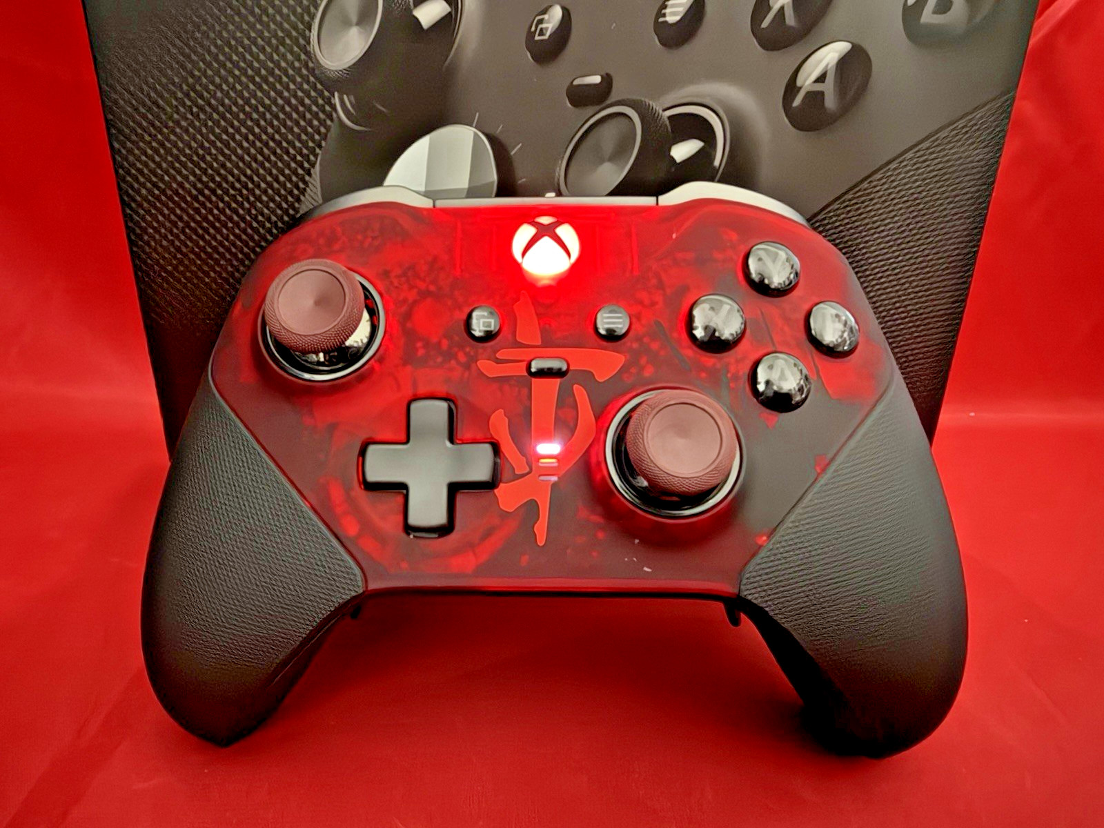 Microsoft Xbox Elite Series 2 Controller- DOOM The Dark Ages Shell + Accs + Case
