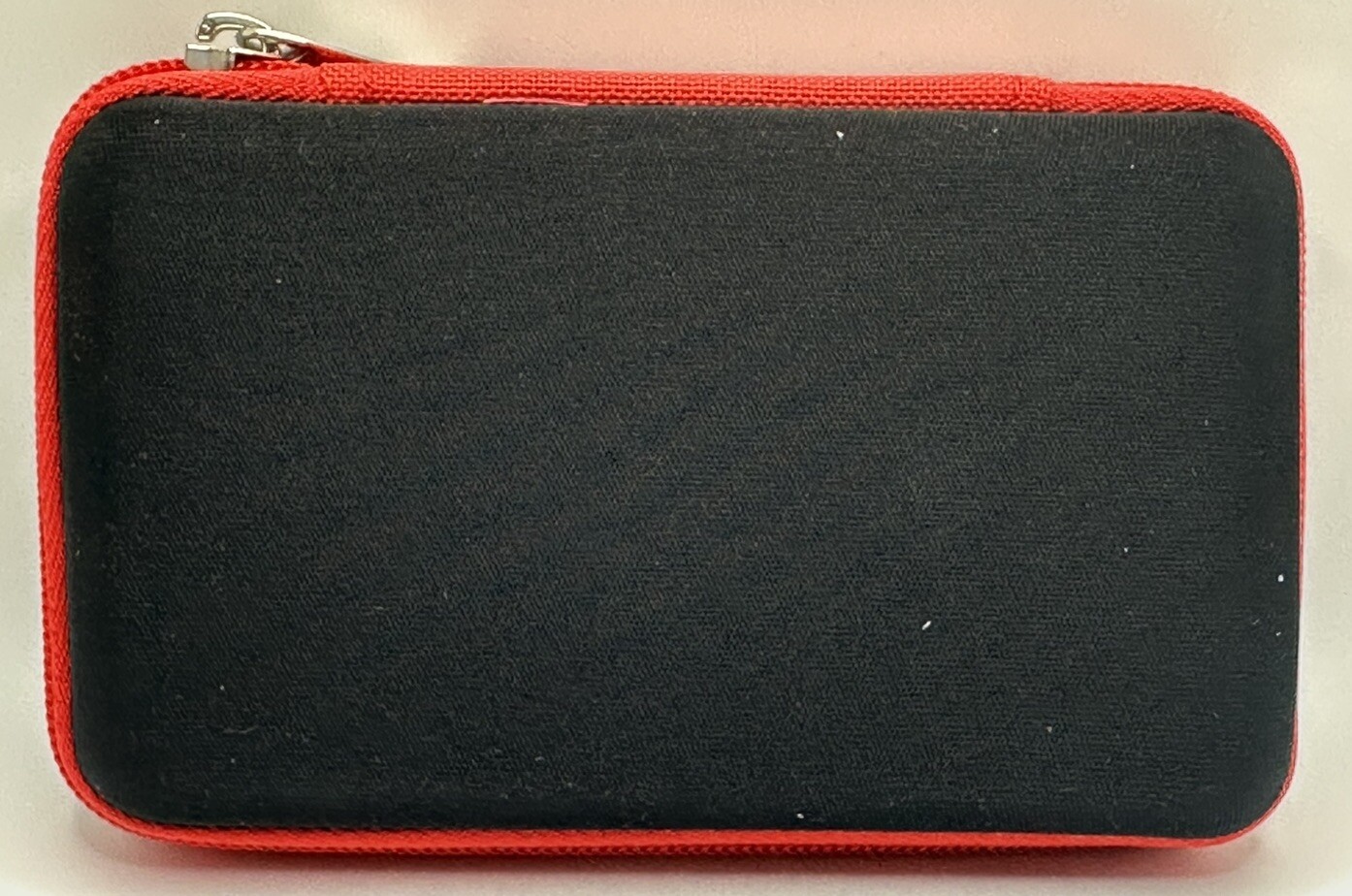 NINTENDO 3DS ZIP UP TRAVEL CASE CARRYING BLACK RED *NEW*