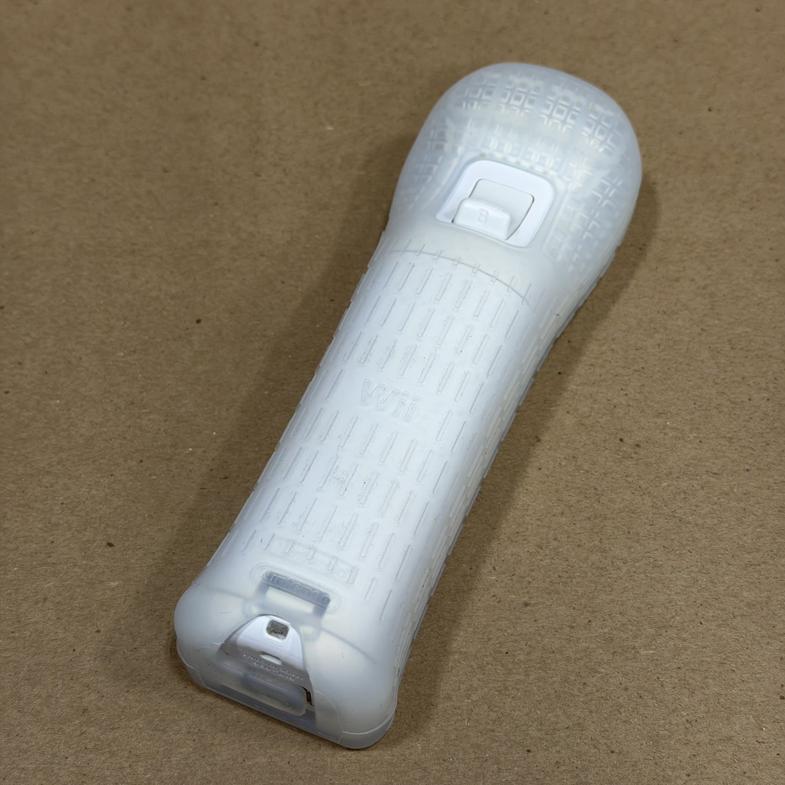 Official Wii Remote WHITE Nintendo Motion Plus & Sleeve Strap Wii U Controller