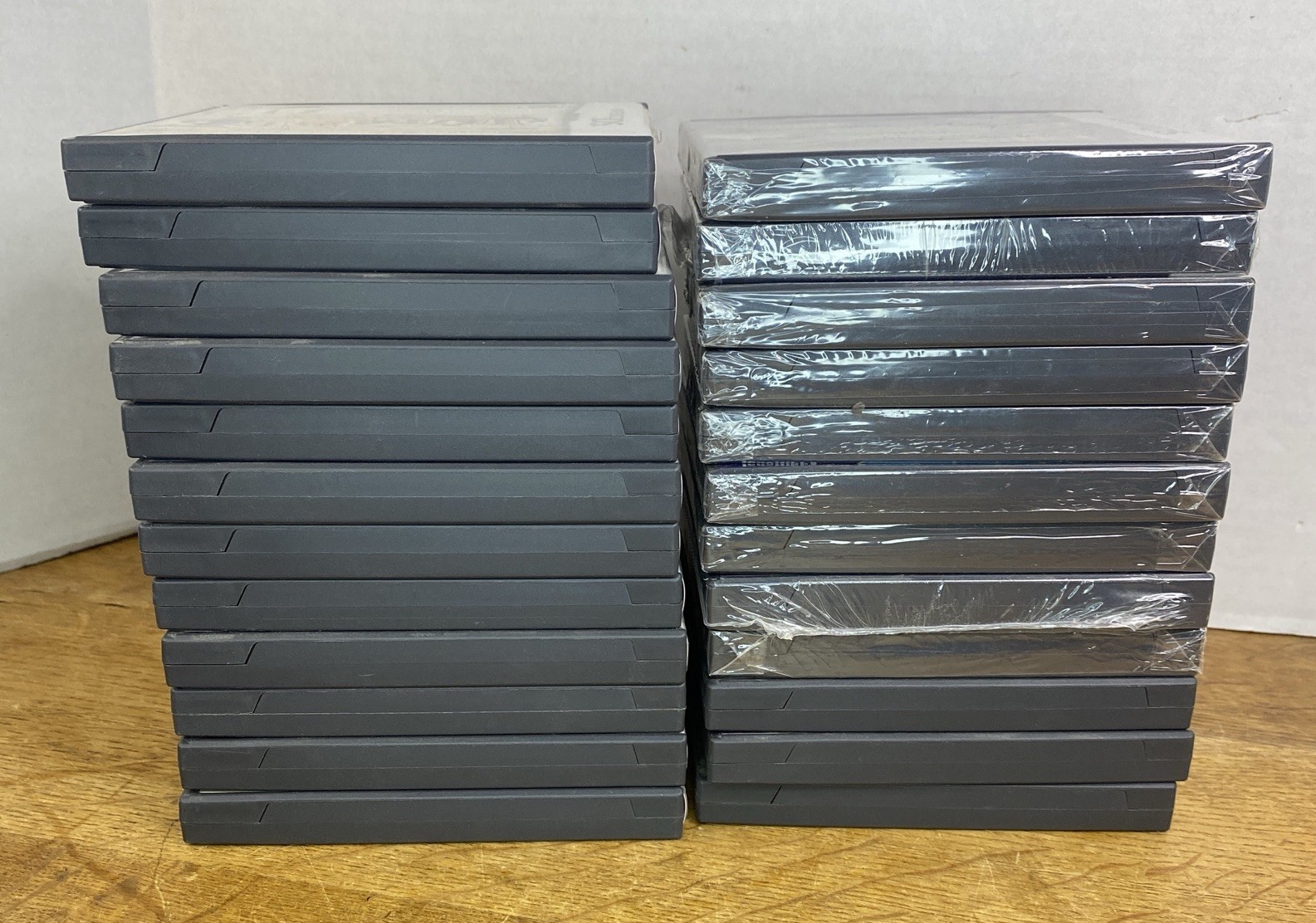 Nintendo DS 24 Game Lot 9 New Sealed & 15 CIB Tested Brain Age Puzzle Jeopardy +