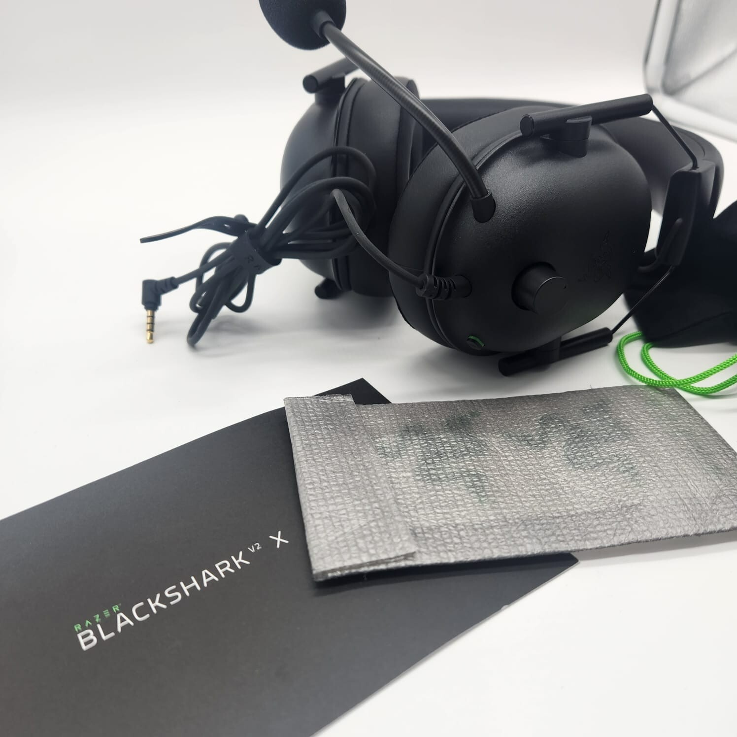 Razer BlackShark V2 X Gaming Headset 7.1 Surround Sound 50mm Drivers 3.5mm Jack