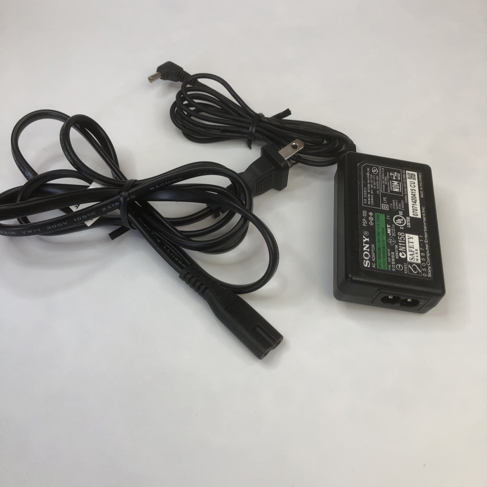 Sony PSP-100 AC Adapter ADP-597SR Genuine OEM Charger 5V 2A PSP 1000 2000 3000