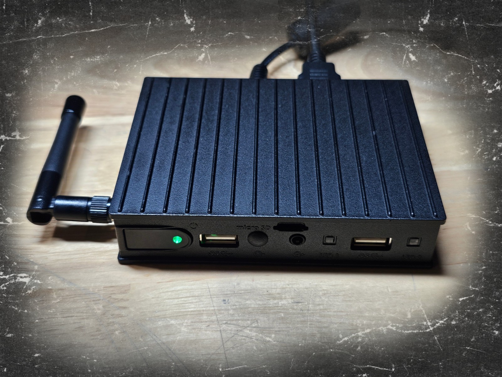 RPI CM3 1GB + Batocera 32GB EMMC + 8000+ Retro Games