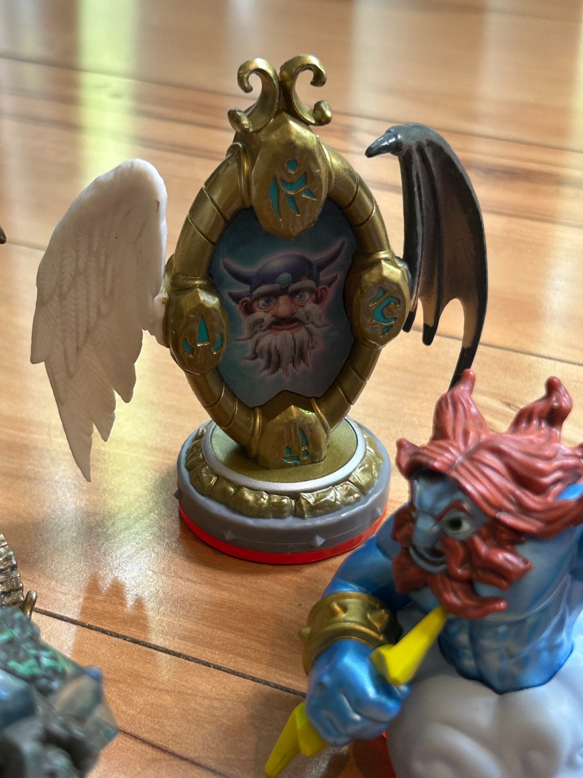 Activision Skylanders LOT of 23 FIGURES- Adventur, Giants, Swap Force, Trap Team