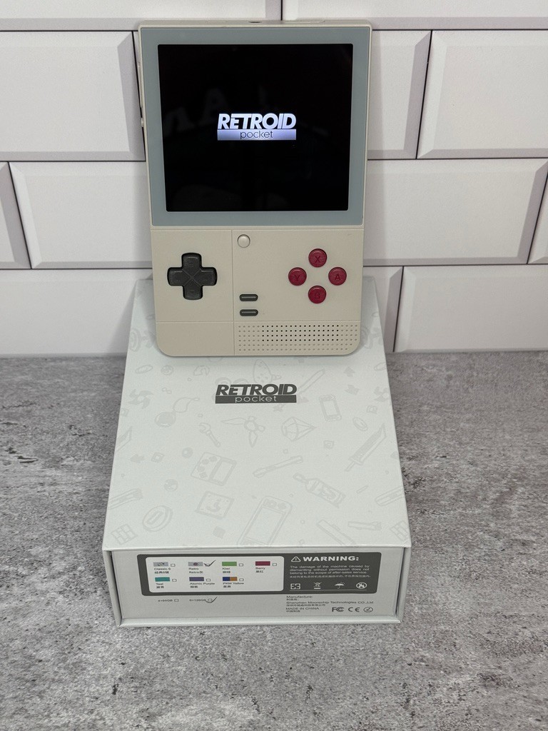Retroid Pocket Classic Retro color 6GB/128GB Ram/Storage