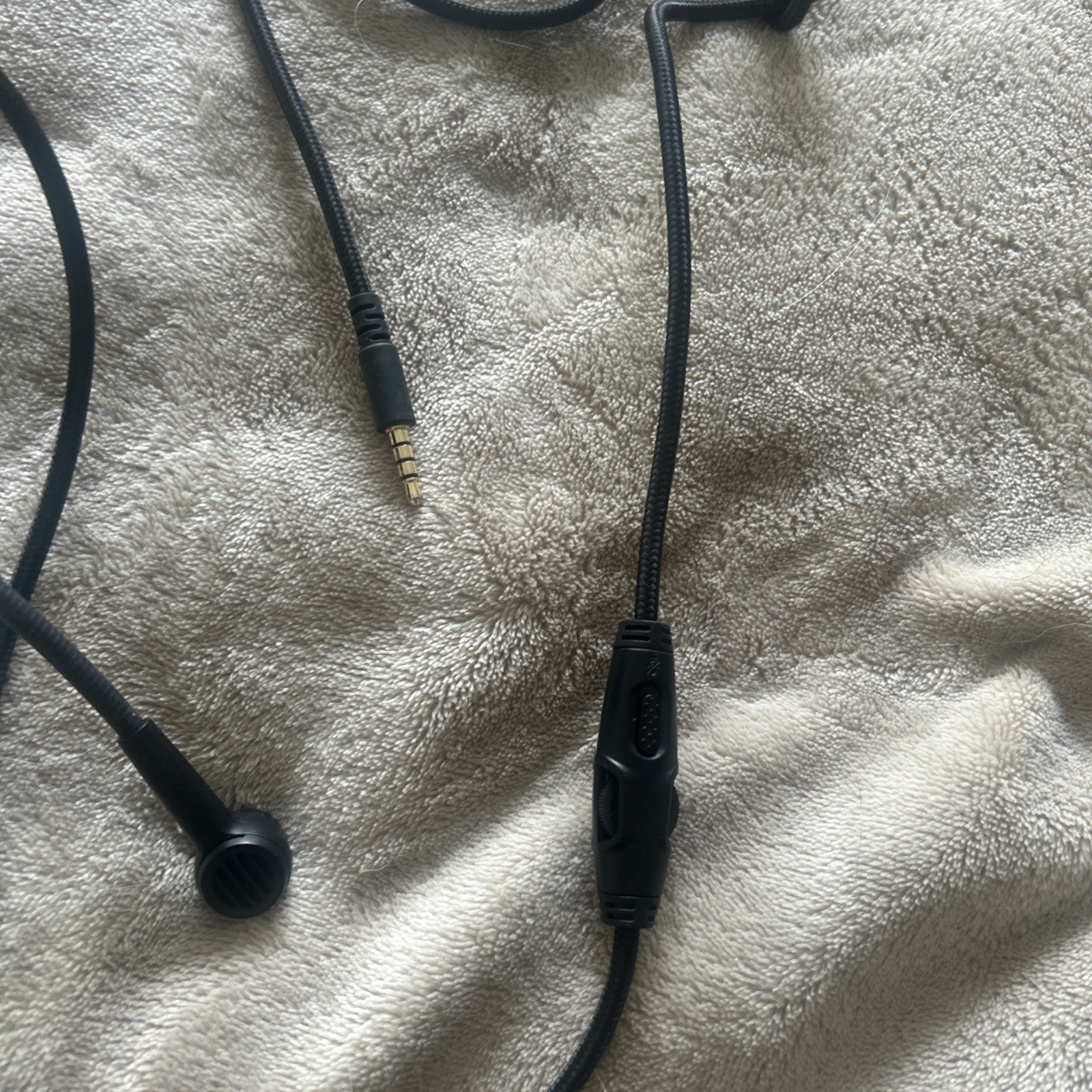 HyperX Cloud Alpha Gaming Headset Red- Preowned Audio Cable