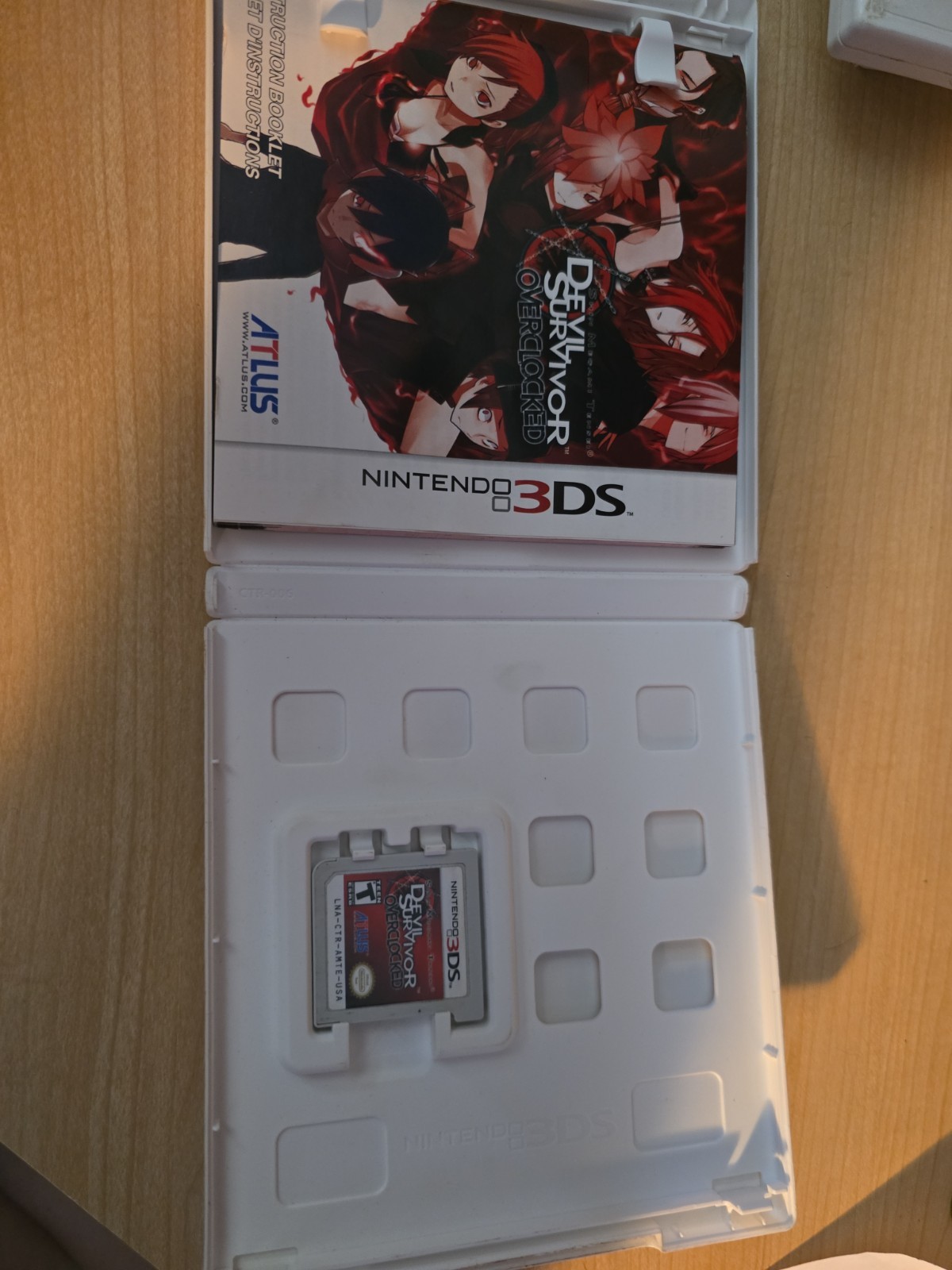 Shin Megami Tensei: Devil Survivor Overclocked (Nintendo 3DS, 2011)