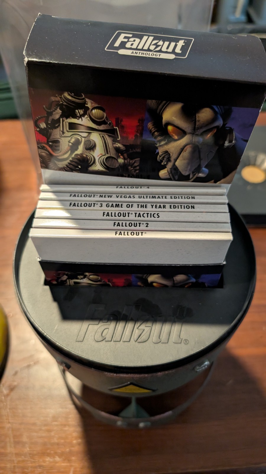Fallout Anthology Mini Nuke Game Collection w/ Games Complete (READ DESCRIPTION)