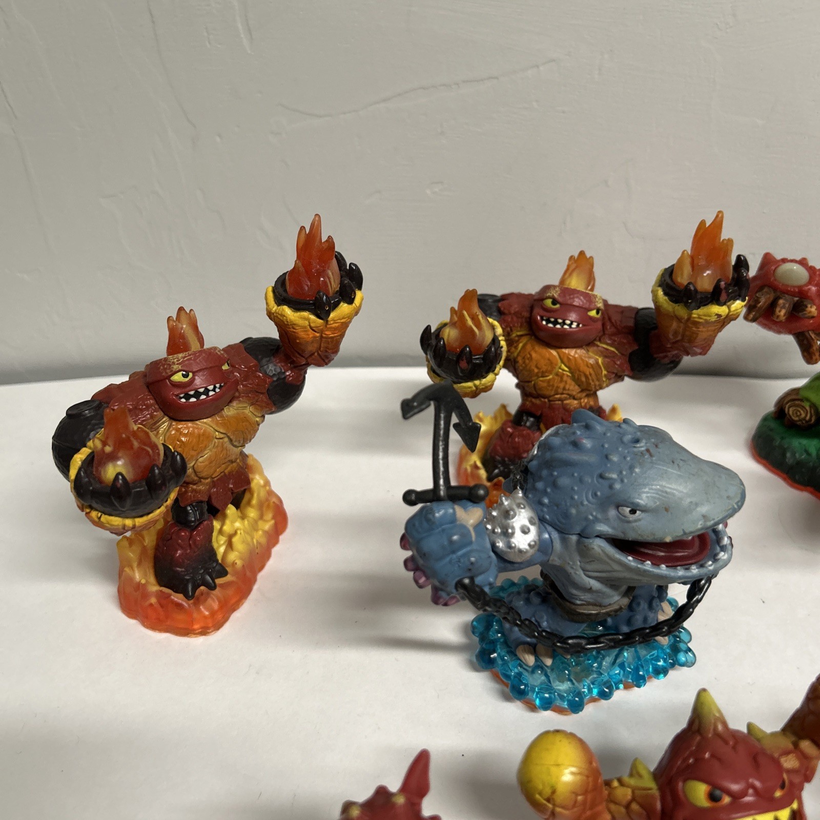 Skylanders Giants Mixed Lot of 21 Figures Activision Skylanders Figures READ