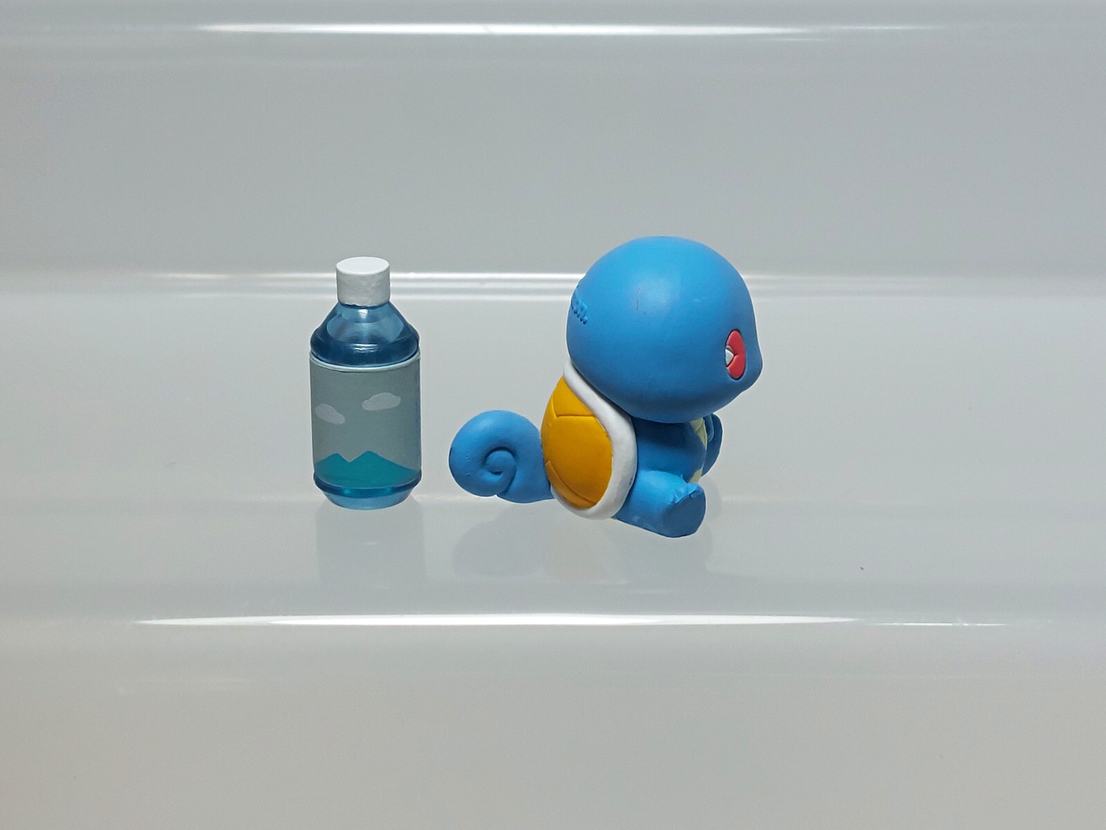 Pokemon Center Japan 2019 Figure Collection Oishii Mizu Squirtle R08 0.8in
