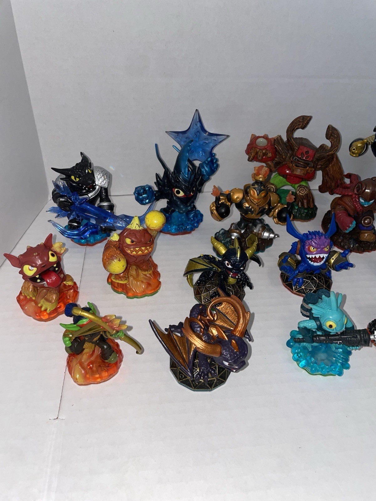 Skylanders Figure Lot Of 19 Trap Team Swap Force Giants Spyros Adventure Tested