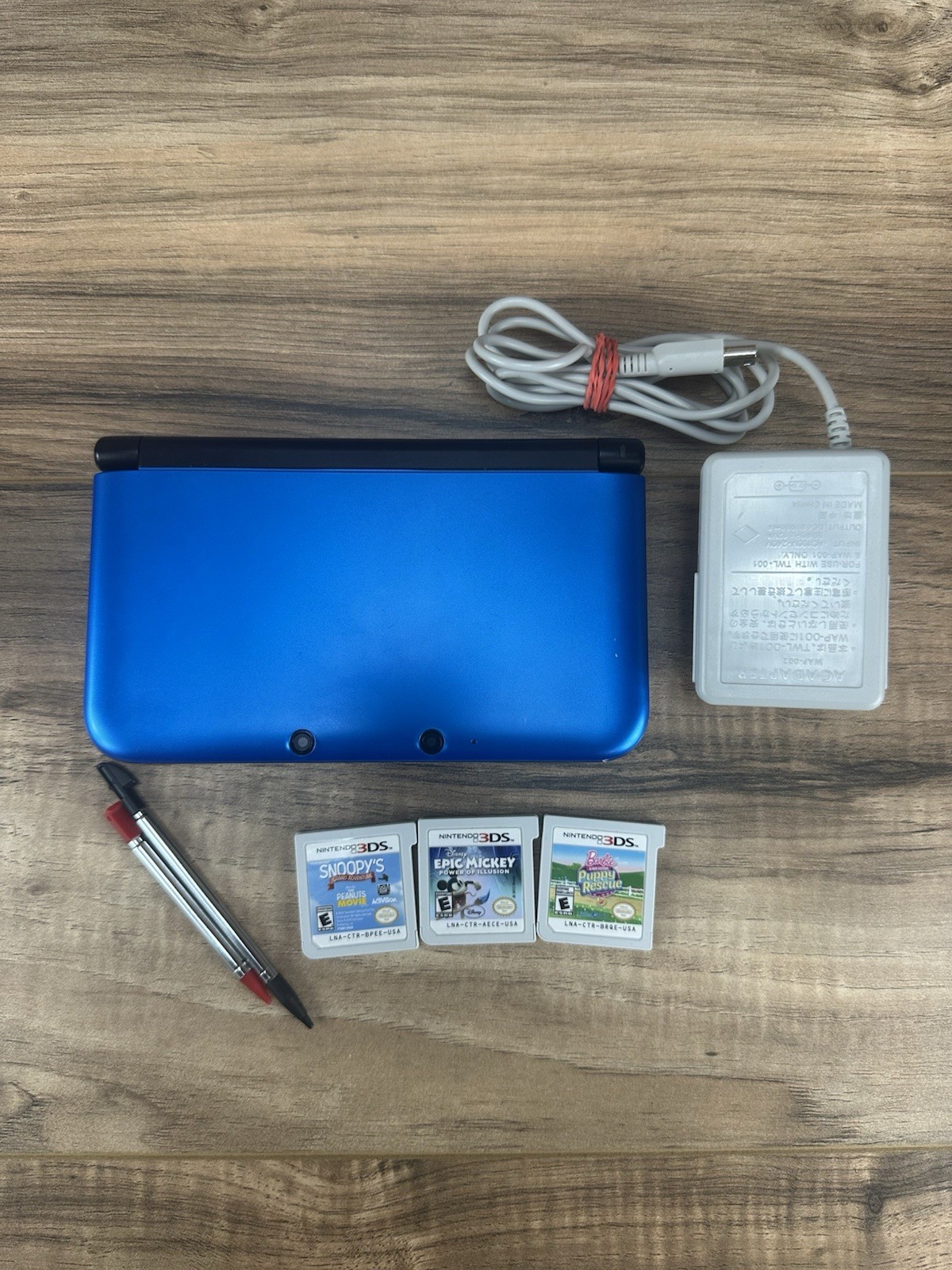 Nintendo 3DS XL Handheld System – Tested – Blue/Black With Charger SD & 3 Games