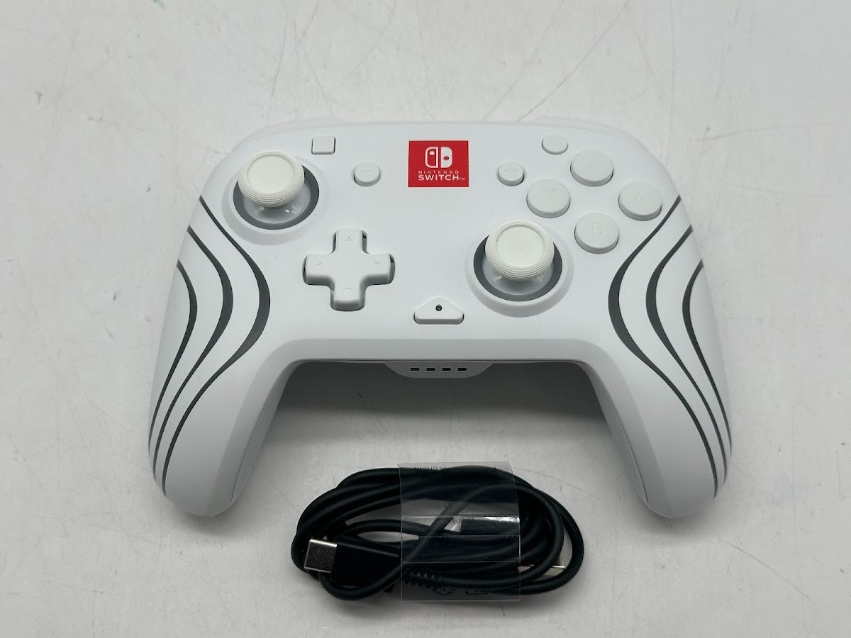 PDP Gaming Afterglow Wave Wireless Nintendo Switch Controller – Licenced -White