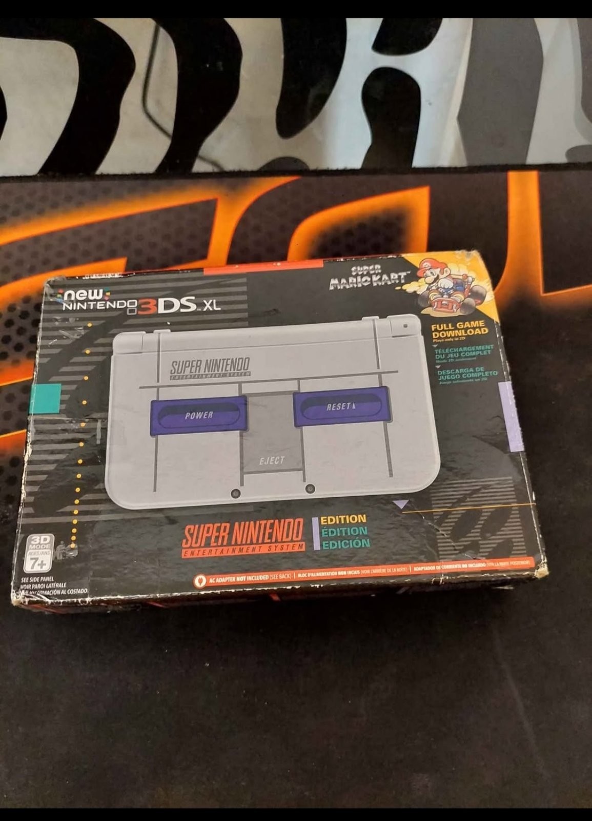 New Nintendo 3DS XL SNES edition In Box w/ Charger