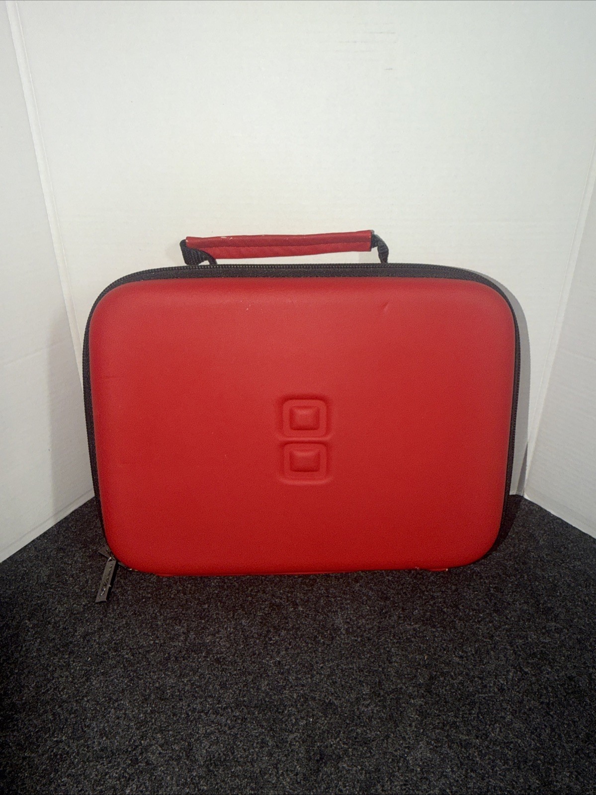 Nintendo DS Carry Case Red/Black Zip — Used — Game Card Slots + Extras