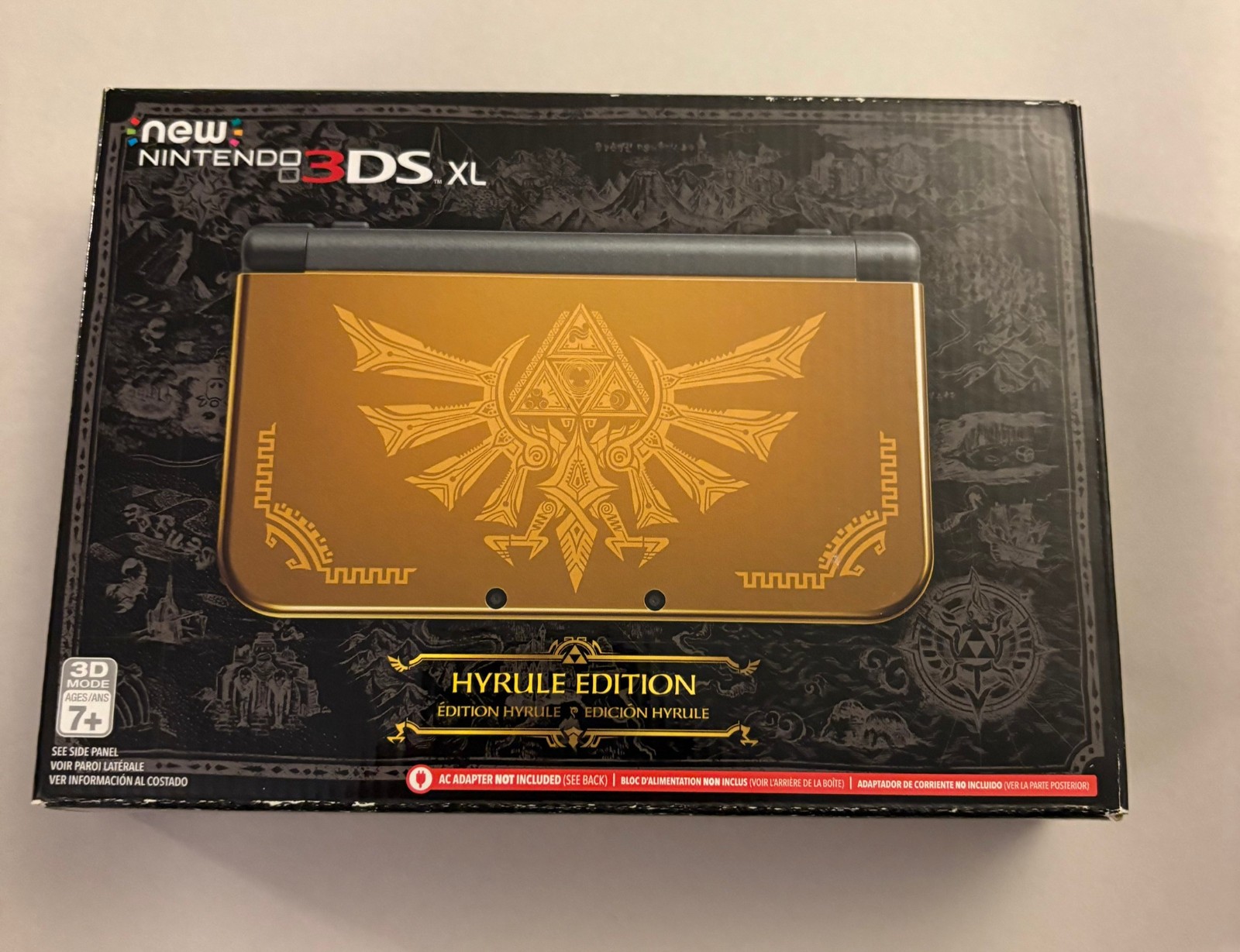 Nintendo New 3DS XL Handheld System Hyrule Edition Complete in Box Zelda Gold