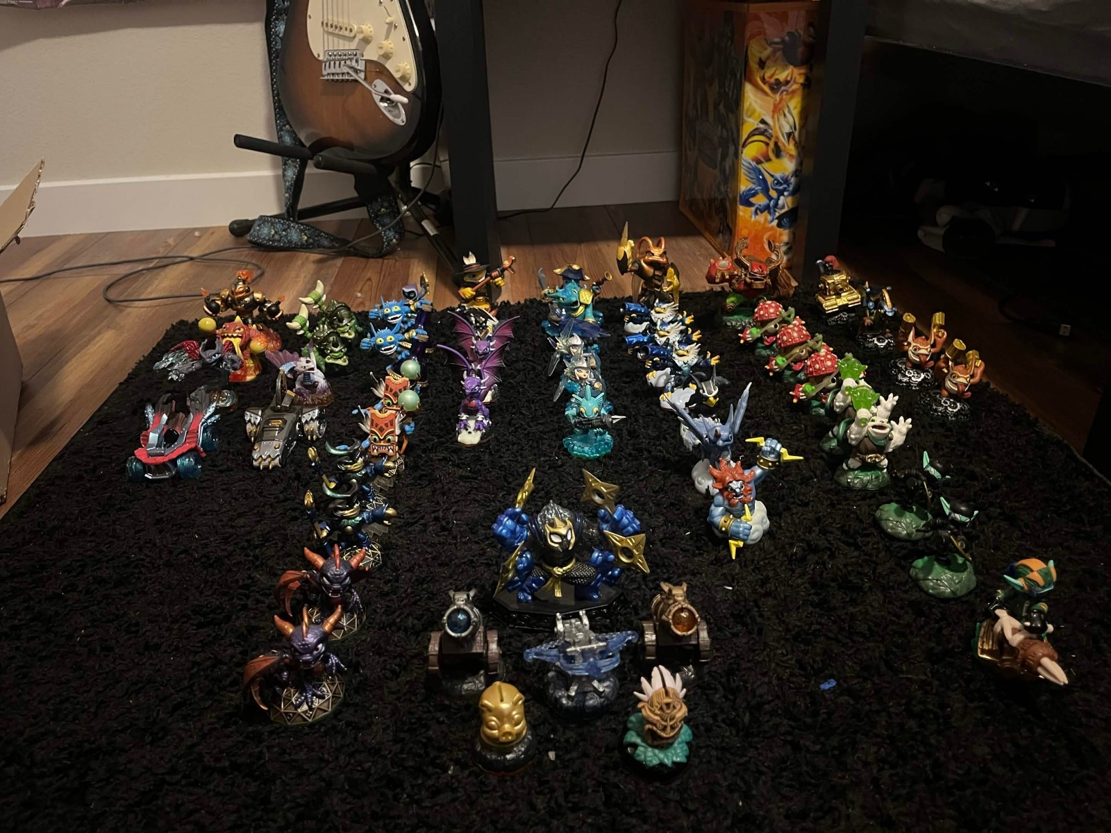 45 Skylander figures! 5 Magic items and 2 vehicles (Good condition and working!)