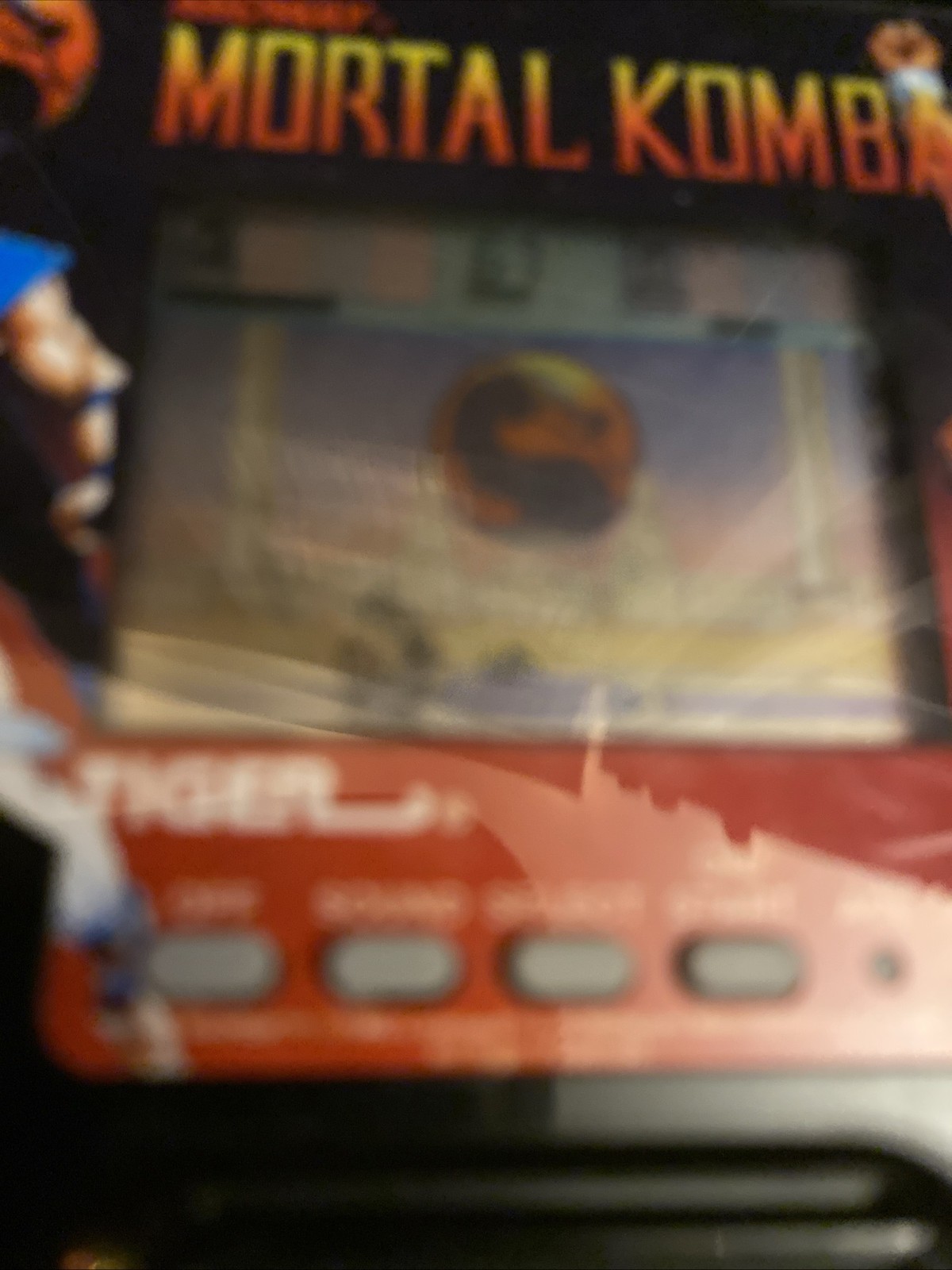 Tiger Midway Mortal Kombat LCD Vintage Electronic Handheld Game Working! Nice!