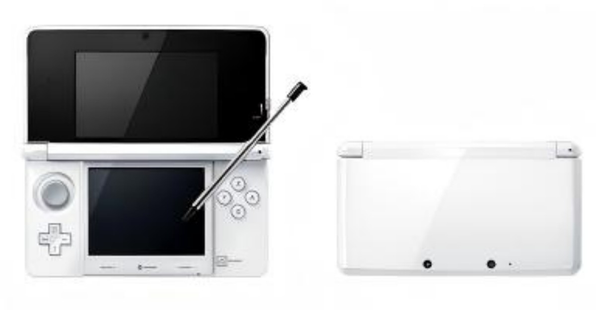 Nintendo 3DS Handheld Gaming Console With SD 32G + AC