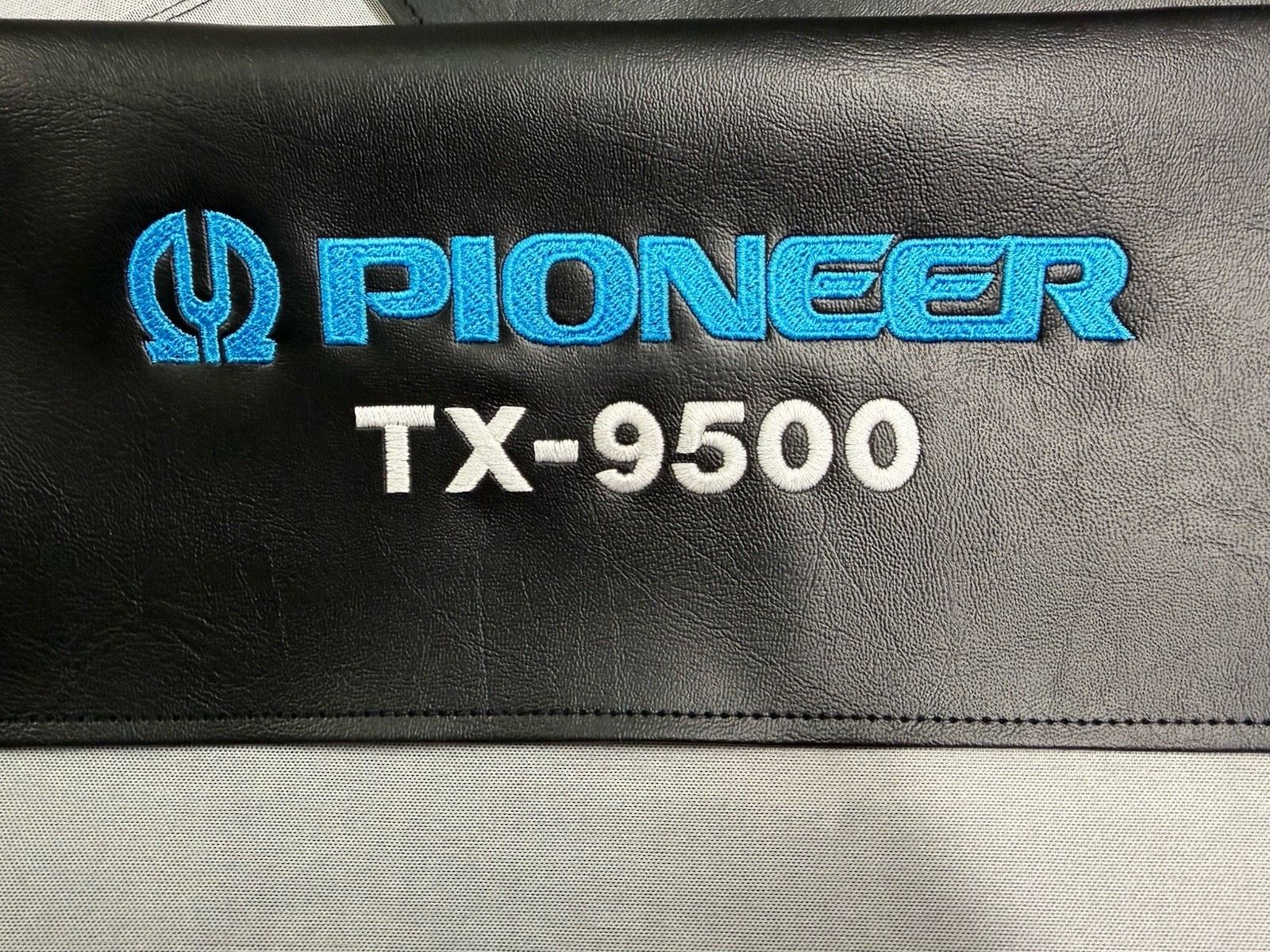 Pioneer TX-9500 Signature Series Dust Cover
