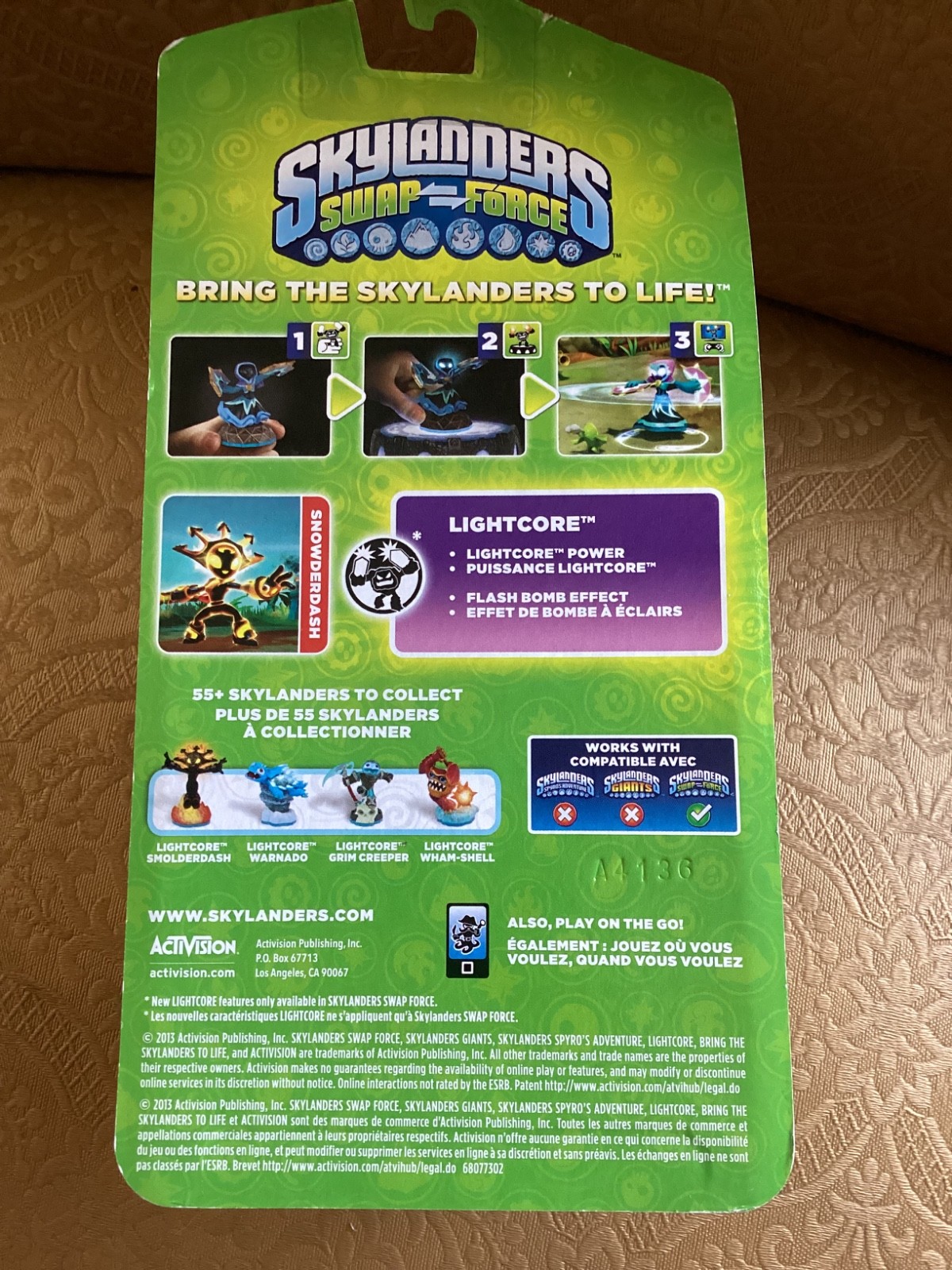 Skylanders Swap Force LIGHTCORE SNOWDERDASH 2013 Exclusive Employee Edition