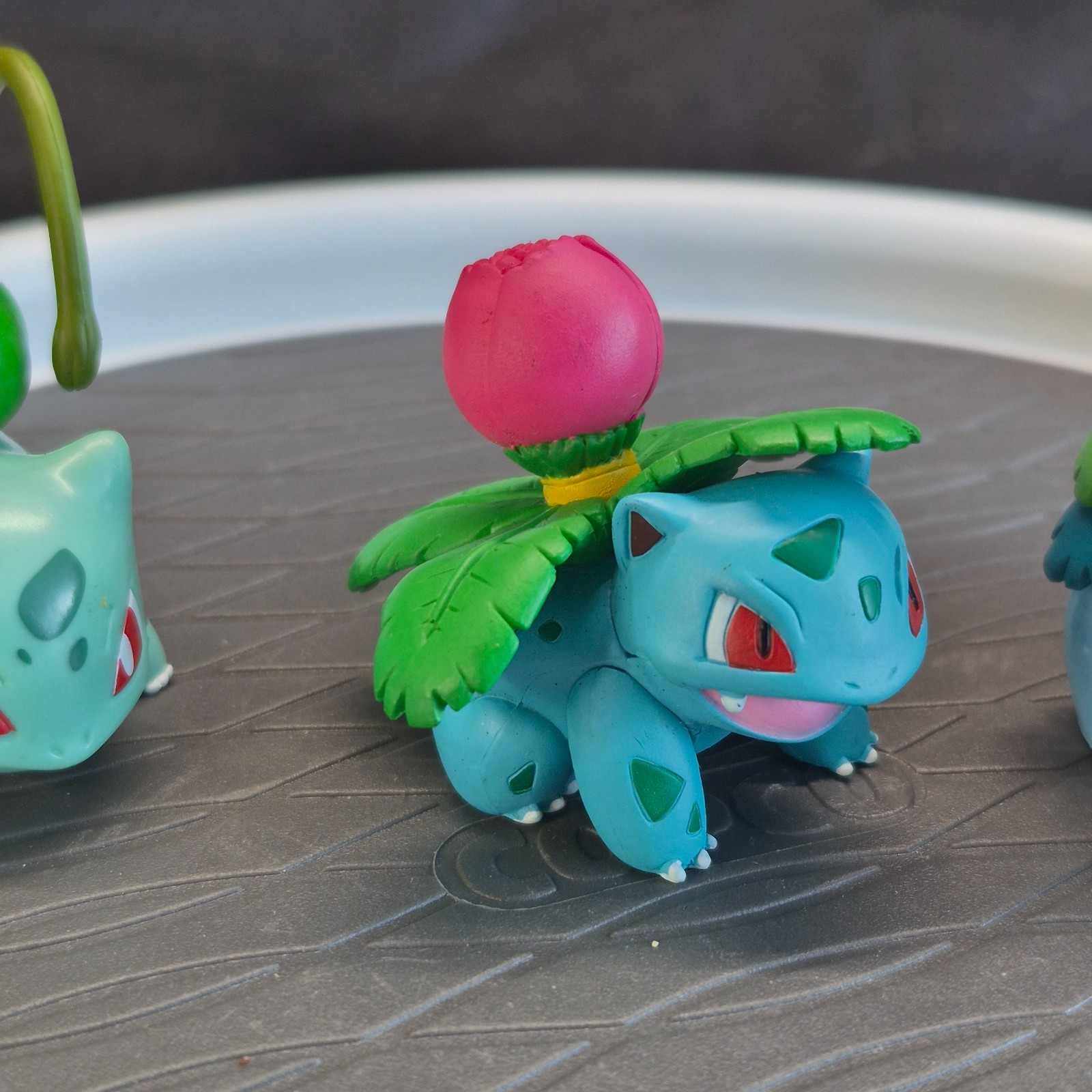 Mega Venusaur Ivysaur Bulbasaur Pokemon Figures Takara Tomy & Jazwares Mid 00’s