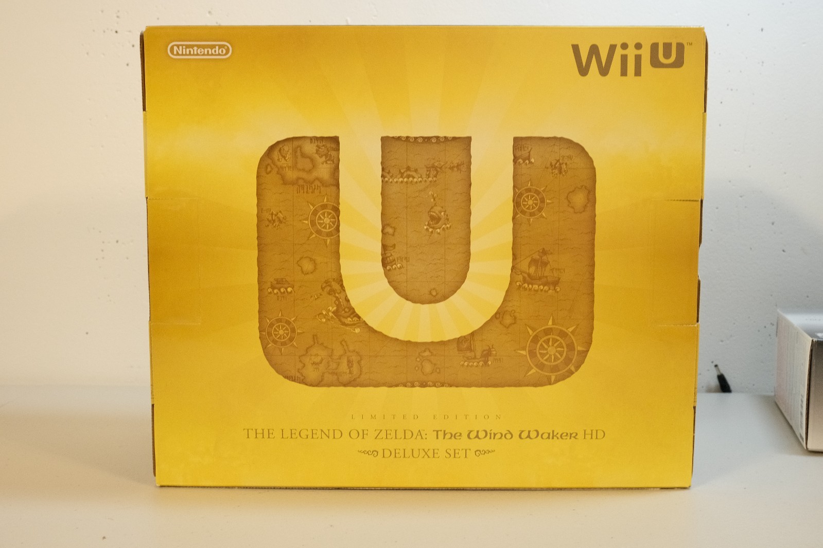 Nintendo Wii U The Legend of Zelda The Wind Waker HD Deluxe Set 32GB Console New