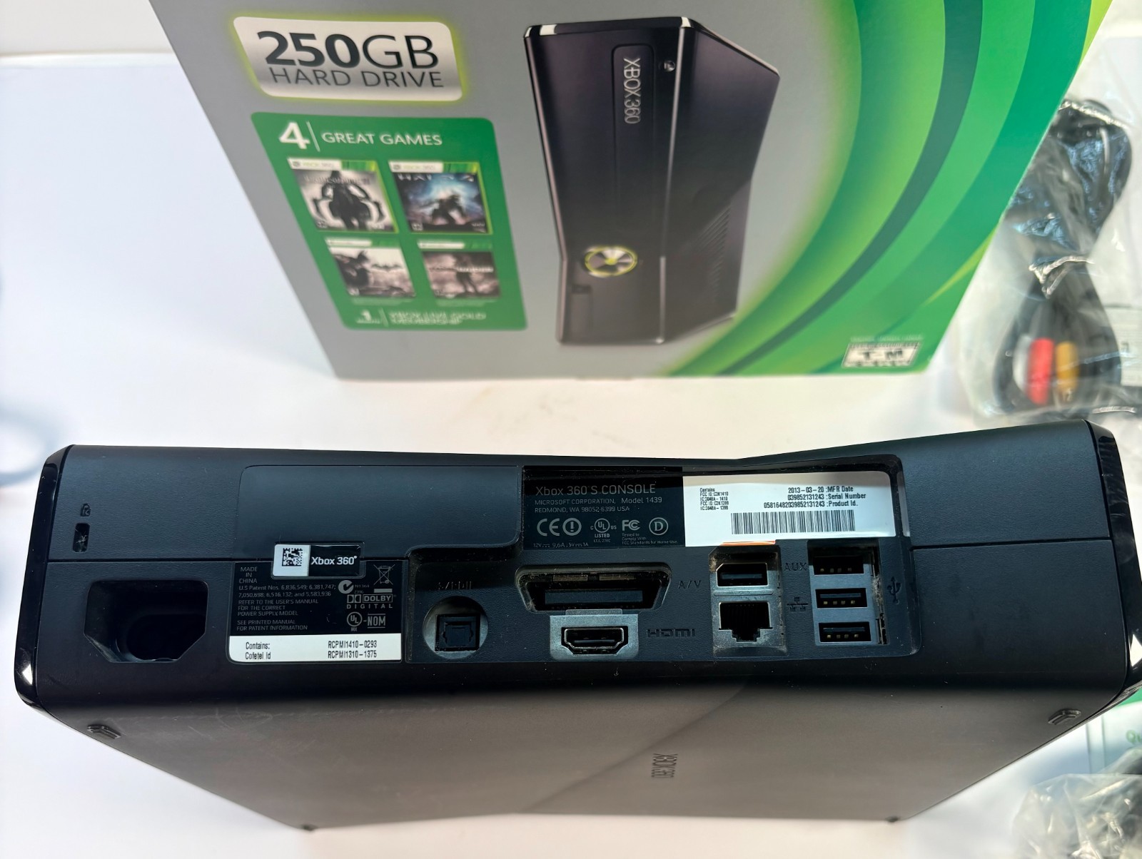Microsoft Xbox 360 E 250GB Console Bundle Kinect Box Controller Tested Works