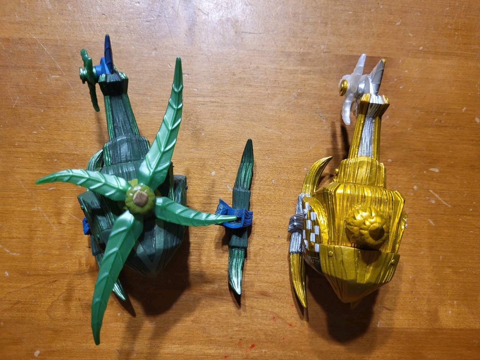 LOT Skylanders Superchargers Nitro Stealth Stinger & Stealth Stinger DAMAGED