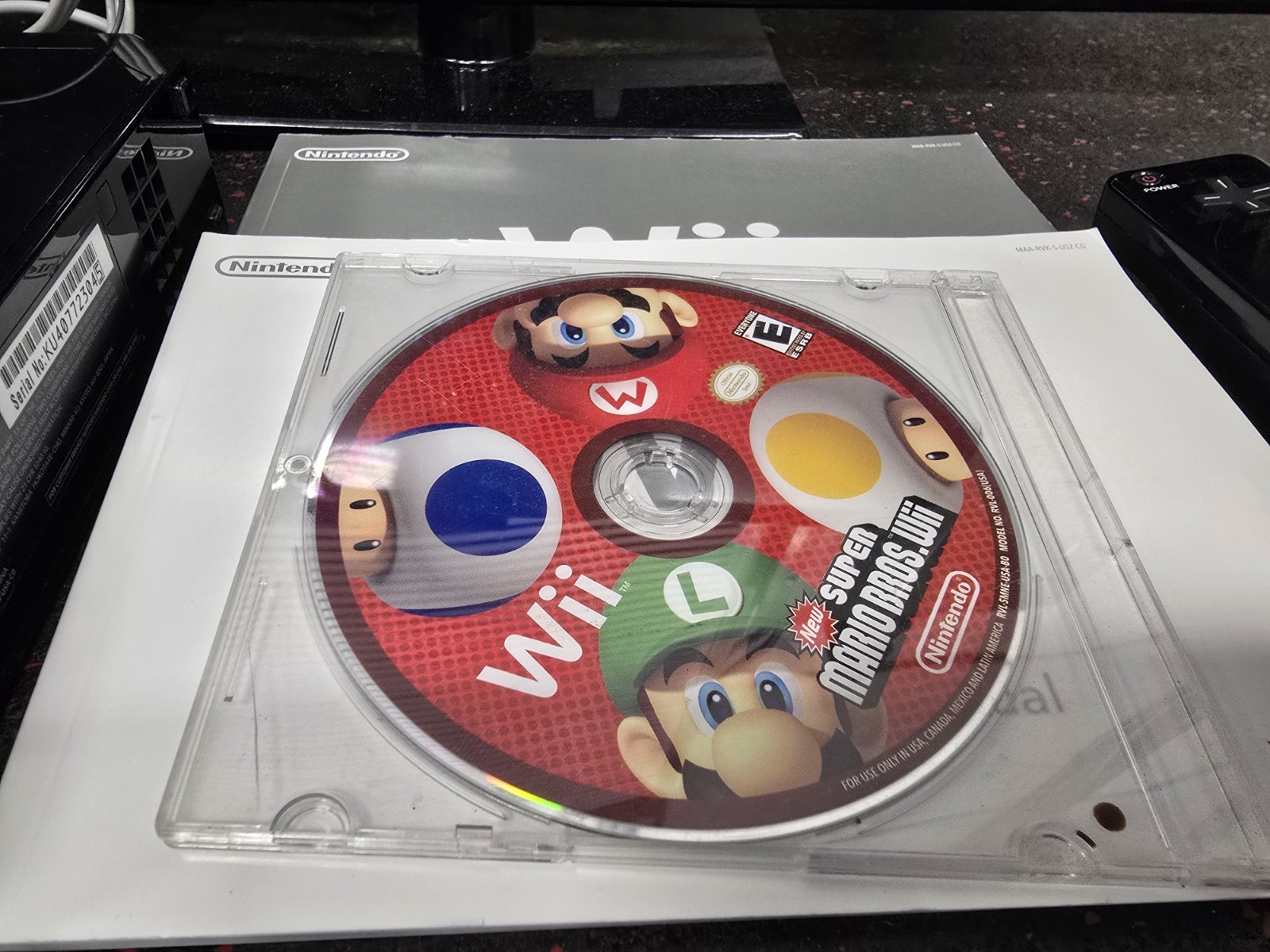 Nintendo Wii Game System RVL-101(USA) Black Bundle w/ Motion Plus & Super Mario