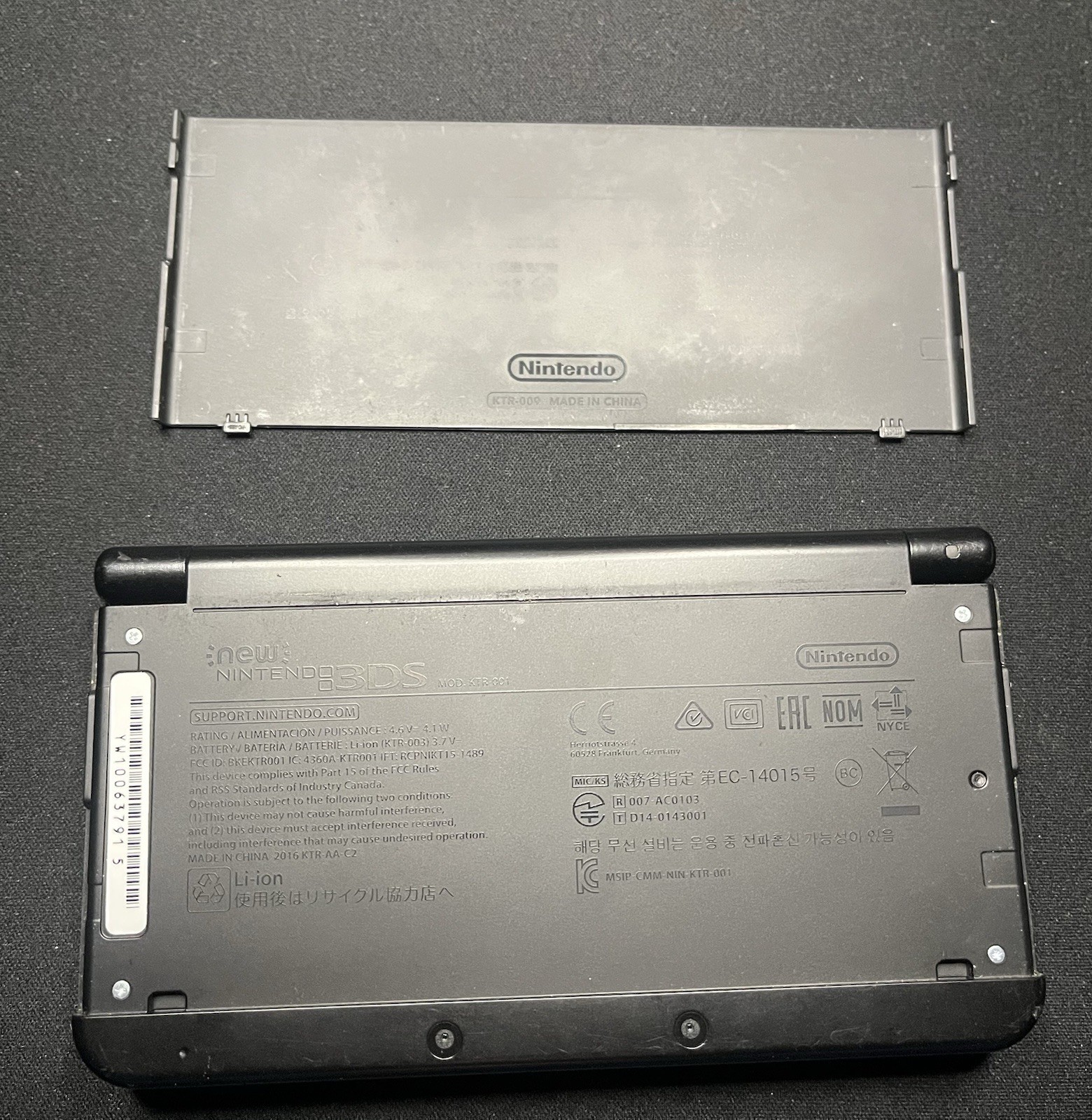 Nintendo 3DS Original Super Mario Edition 4GB Handheld System – Black