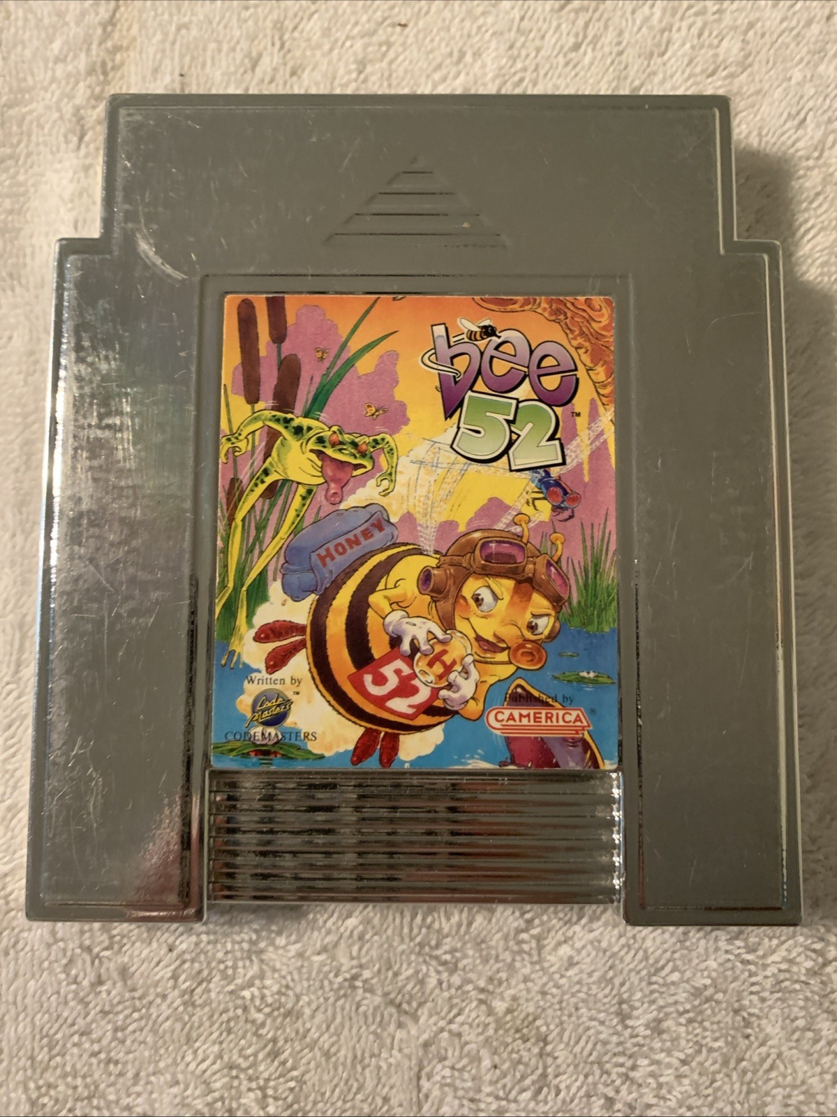 Bee 52 – 1992 – NES Nintendo Game – Cartridge Only