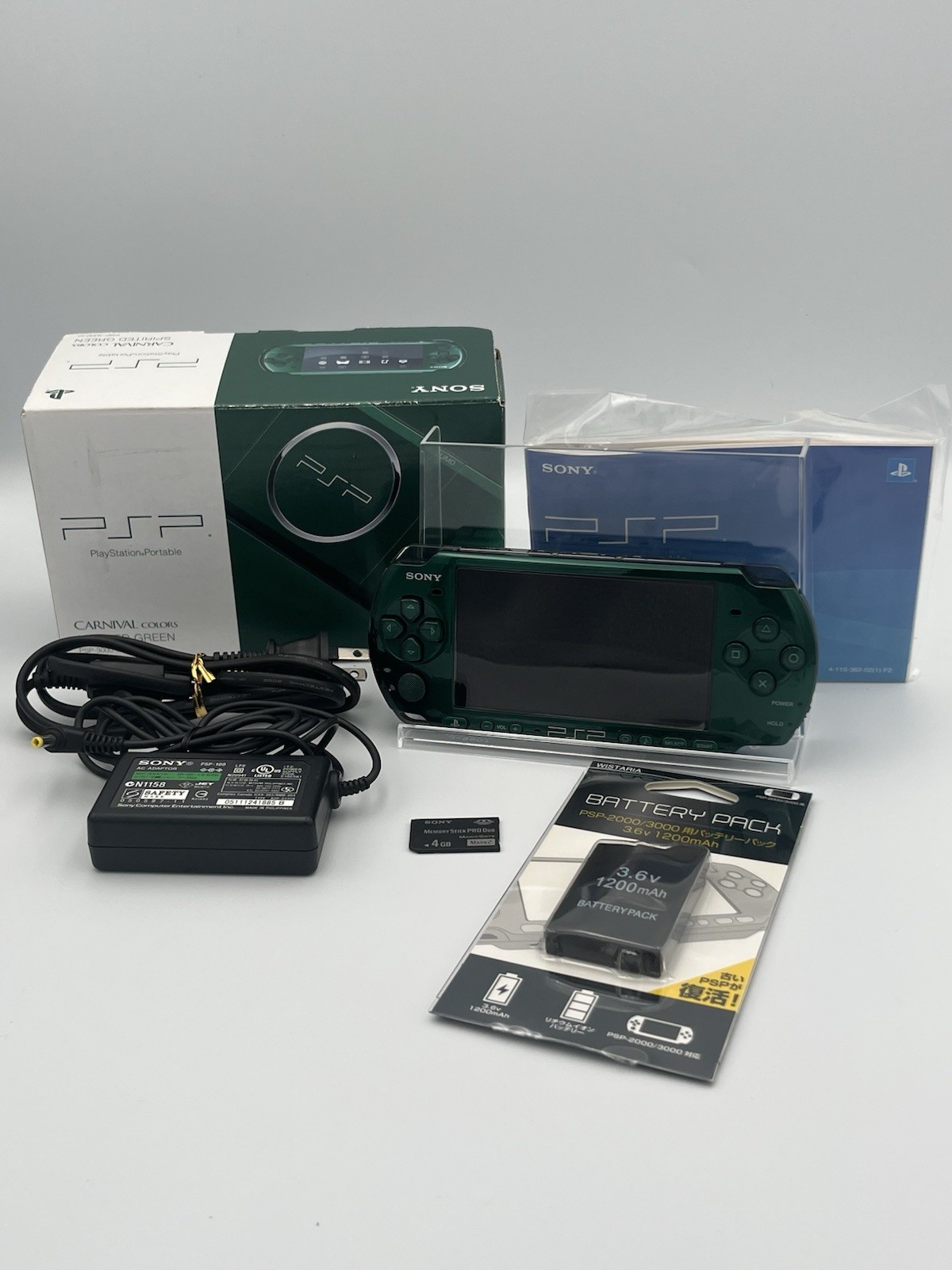 Sony PSP 3000 Console Spirited Green W/ New Battery & Charger Boxed 4GB SD Card