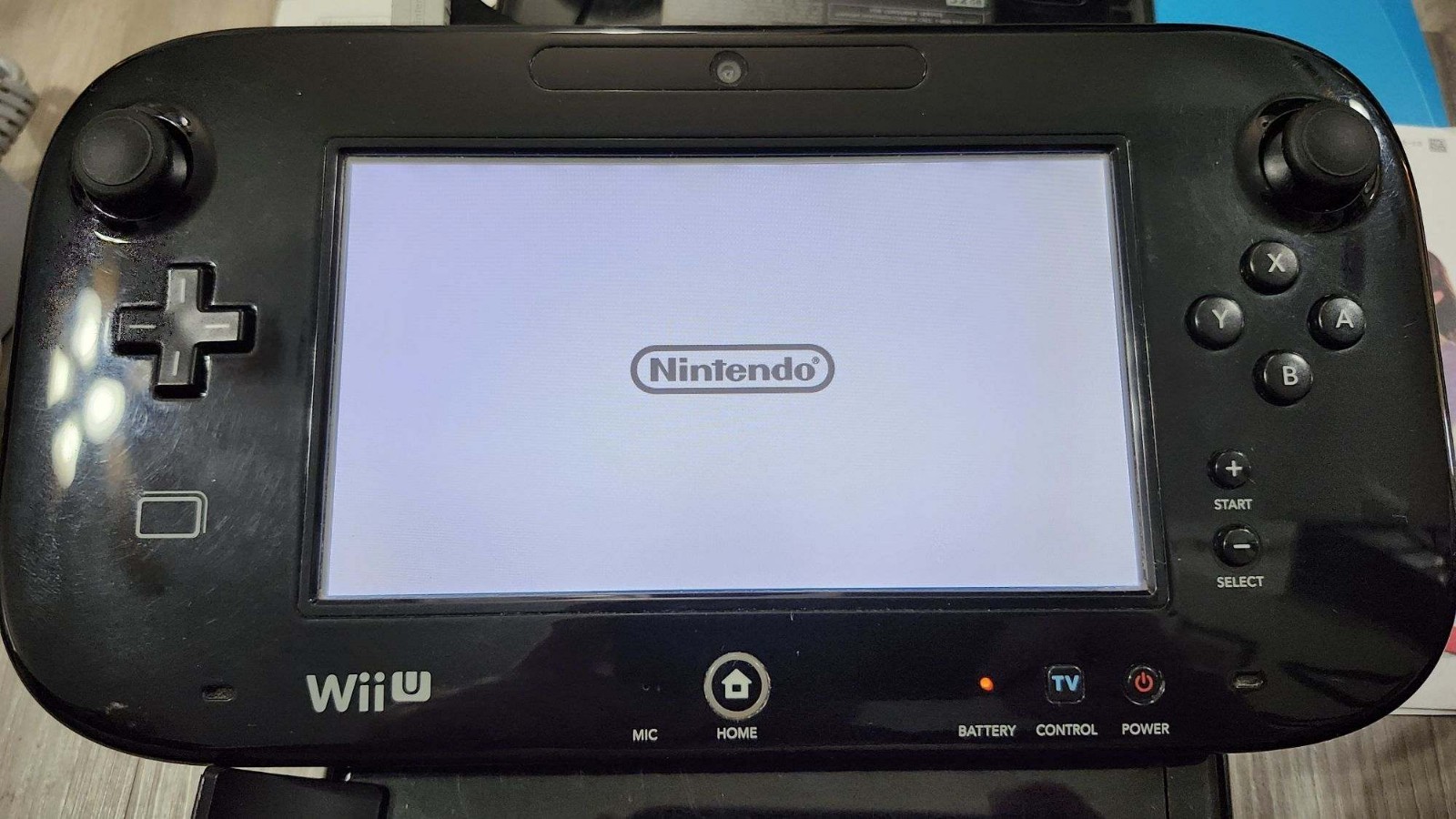 Nintendo Wii U in BOX w 8 GAMES, PWR BRK & CHARGER FAST SHIPPING📦🎮🔥
