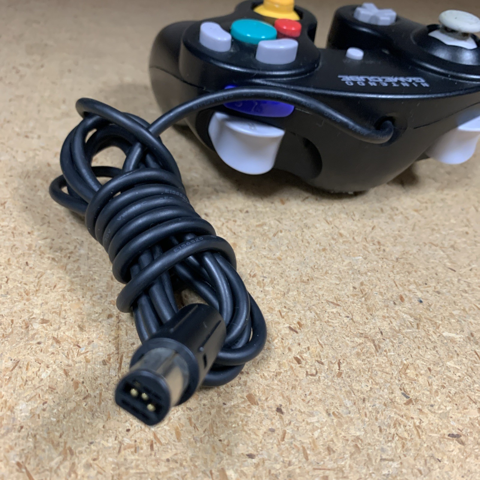 Official Nintendo GameCube Controller – Black Tested and Works as pictured w51