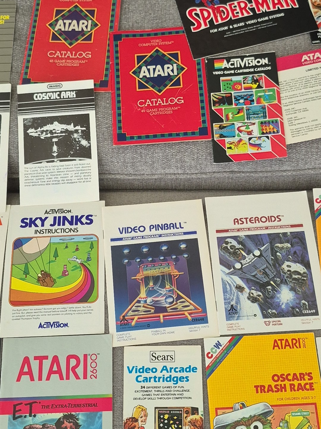 Huge Lot Of Atari 2600 Manuals & Catalogs Vintage Assorted. Good Condition.