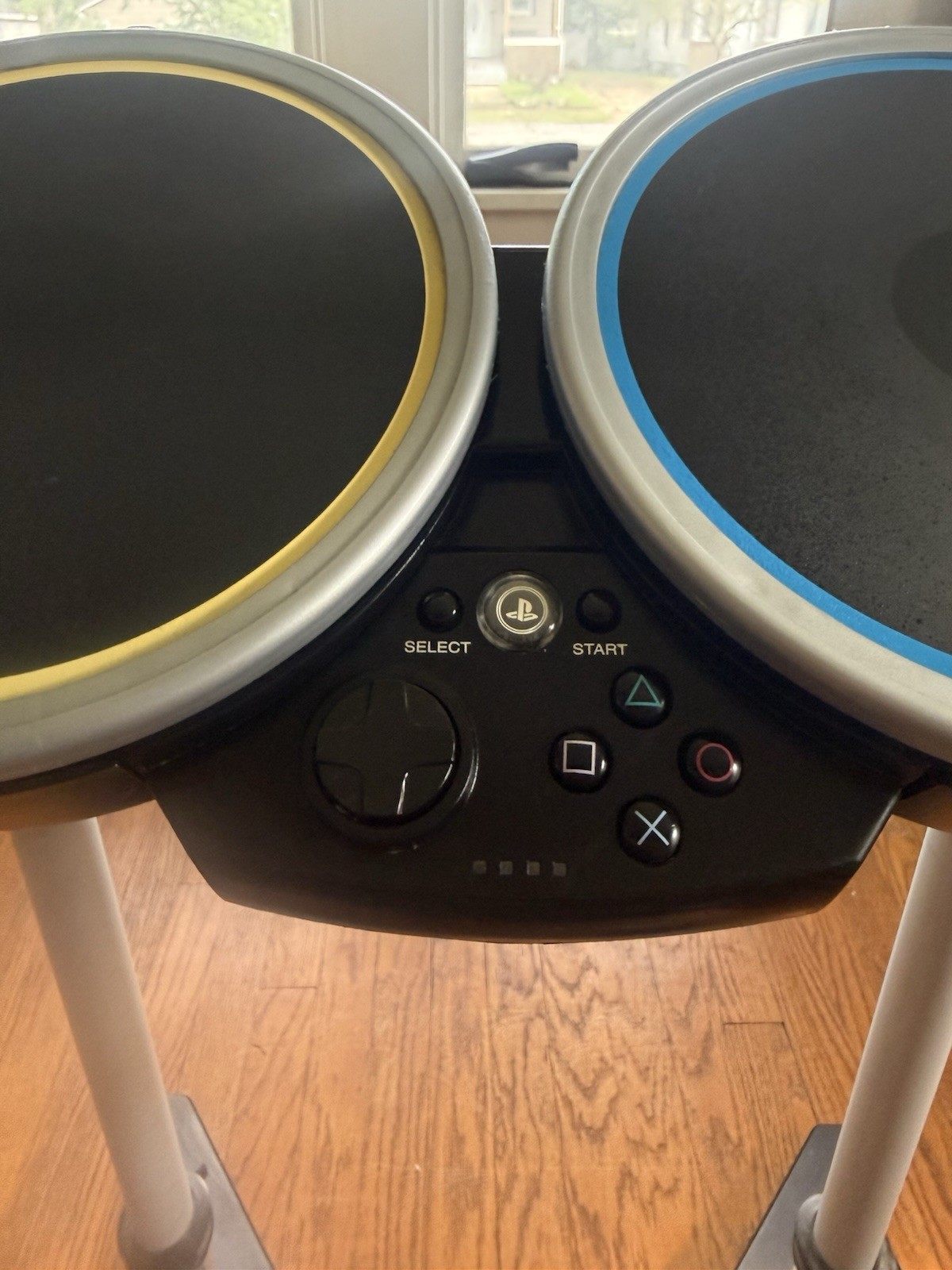 Harmonix Wireless Rock Band Drum Set for PlayStation W/Pedal and Mic