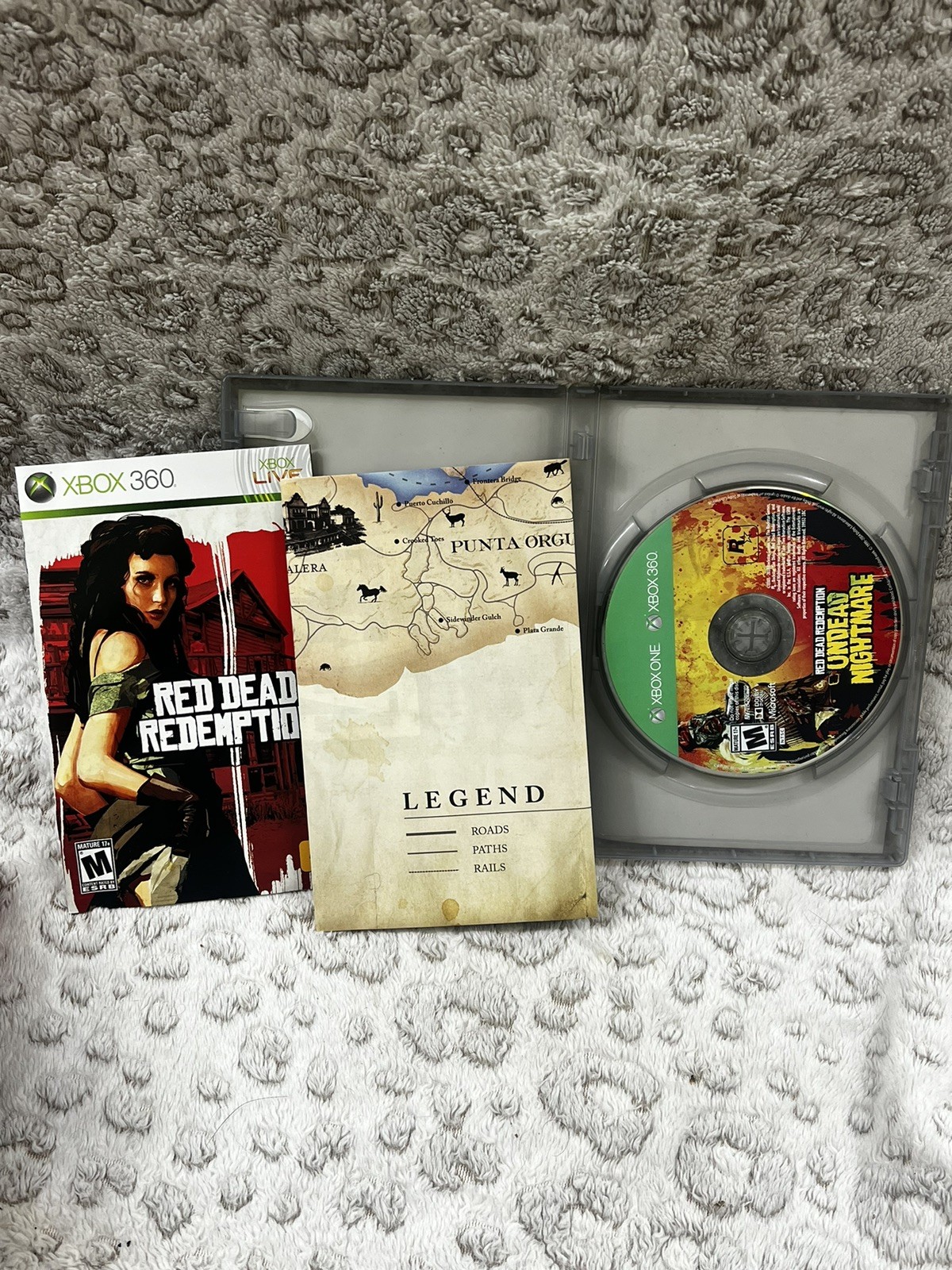 Red Dead Redemption (Xbox 360, 2010) Map and manual Included