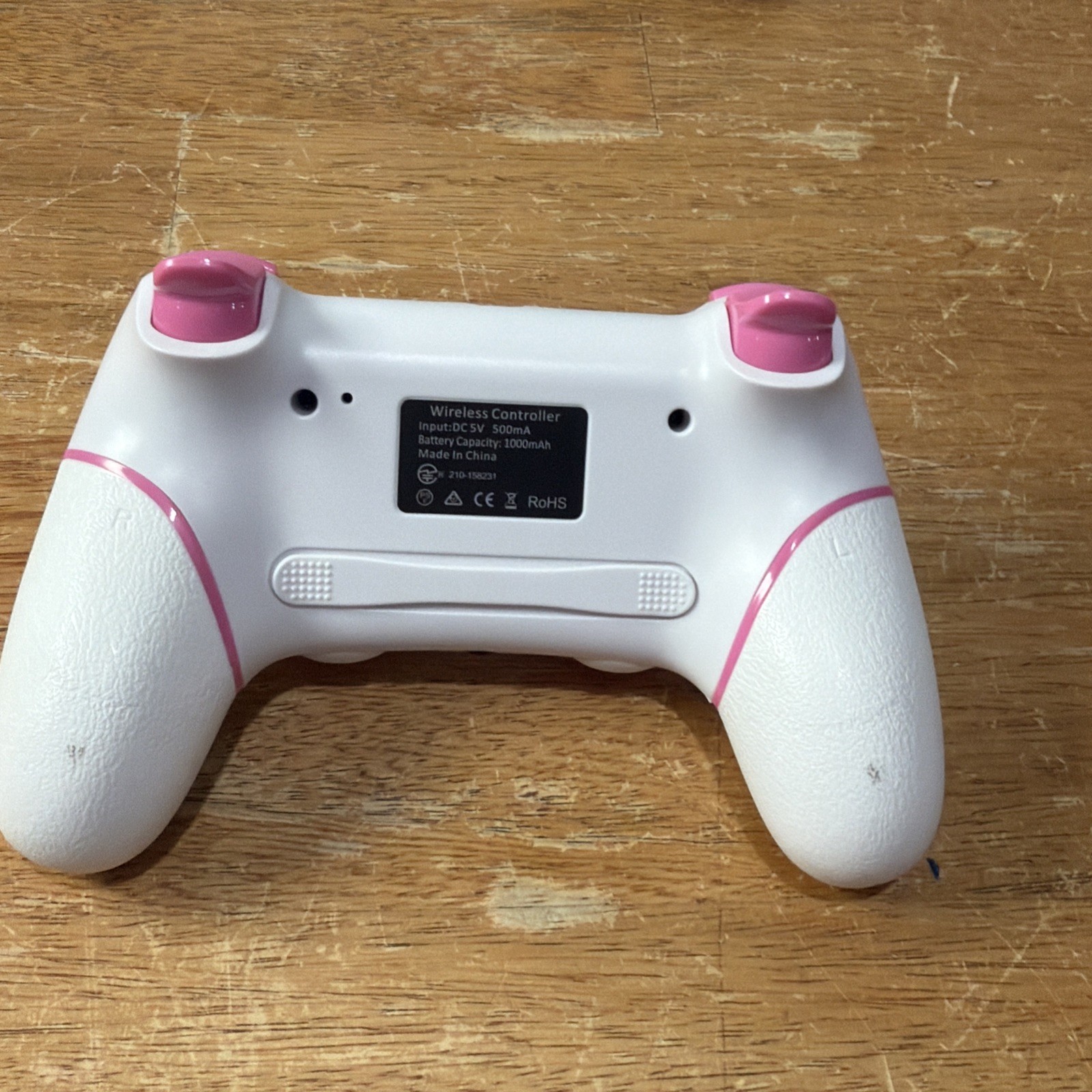PS 4 charging dock dc 5V 2A with 2 controllers Pink And White