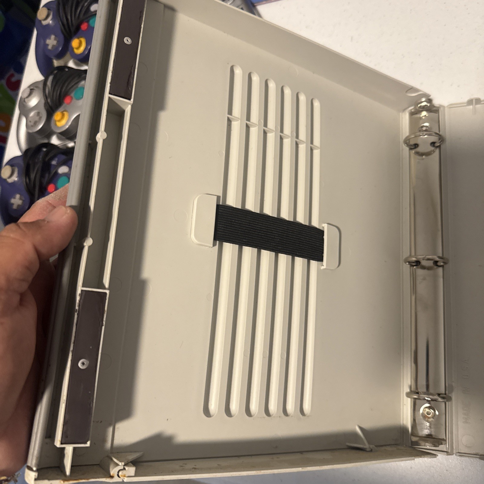 Rare Stuffit Nintendo Power Vintage Plastic 3 Ring Binder