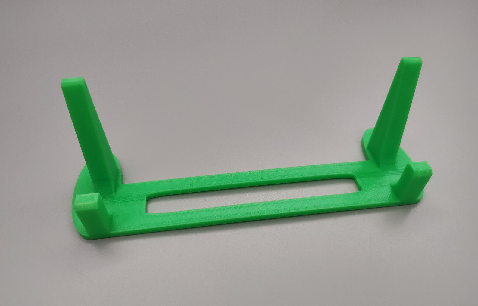 NINTENDO 2DS FTR N2DS LOW PROFILE DISPLAY STAND – CHOOSE COLOR