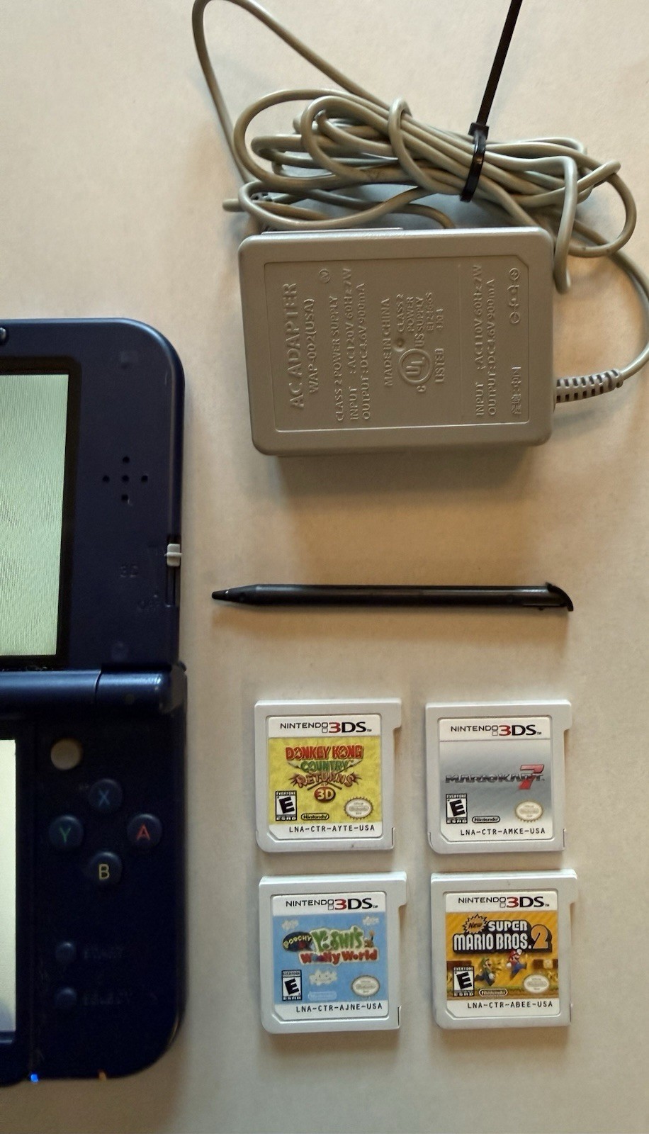 Nintendo New 3DS XL Galaxy Style Bundle w/ Charger Stylus & 4 Games Tested