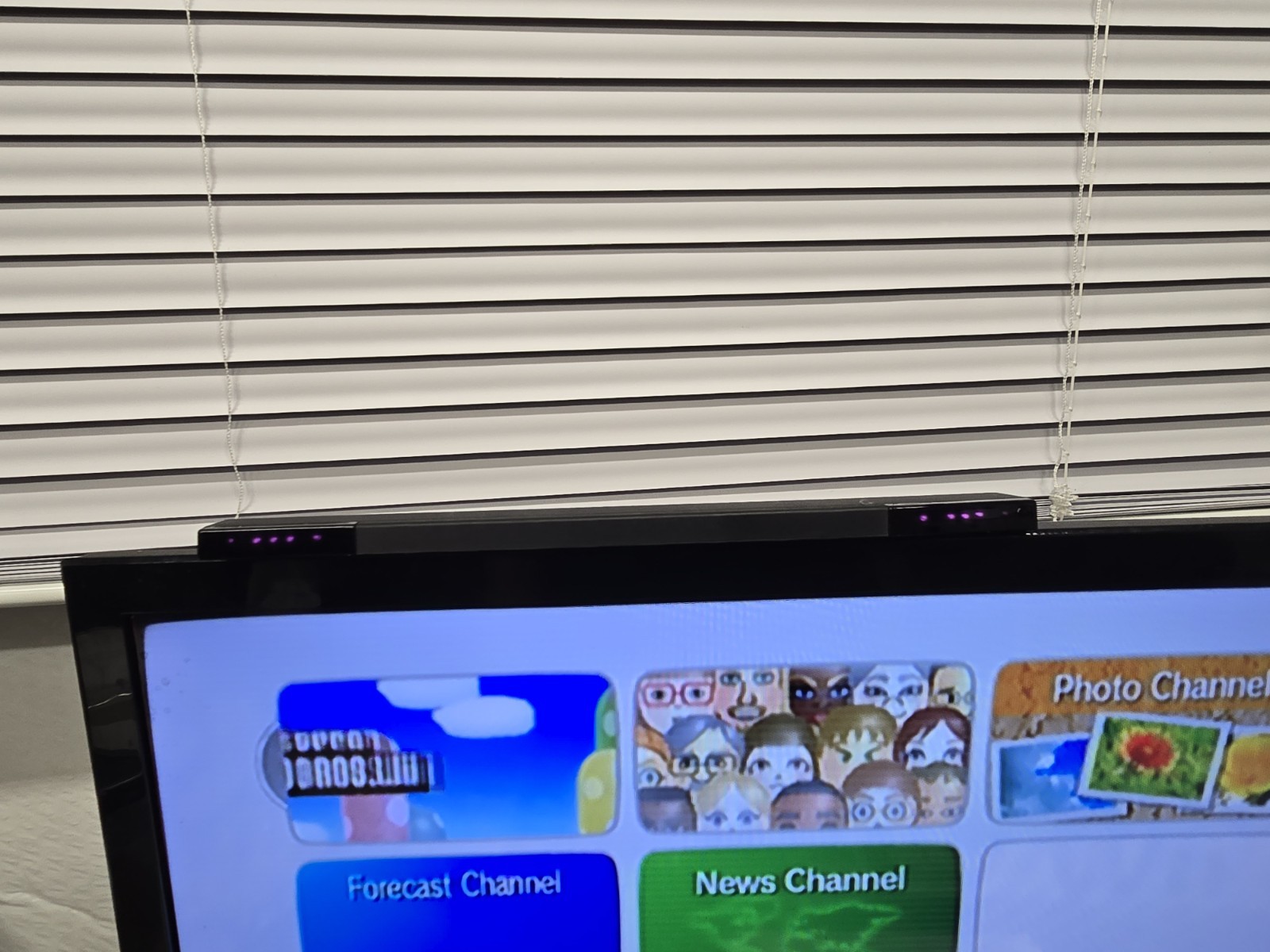 Nintendo Wii Game System RVL-101(USA) Black Bundle w/ Motion Plus & Super Mario