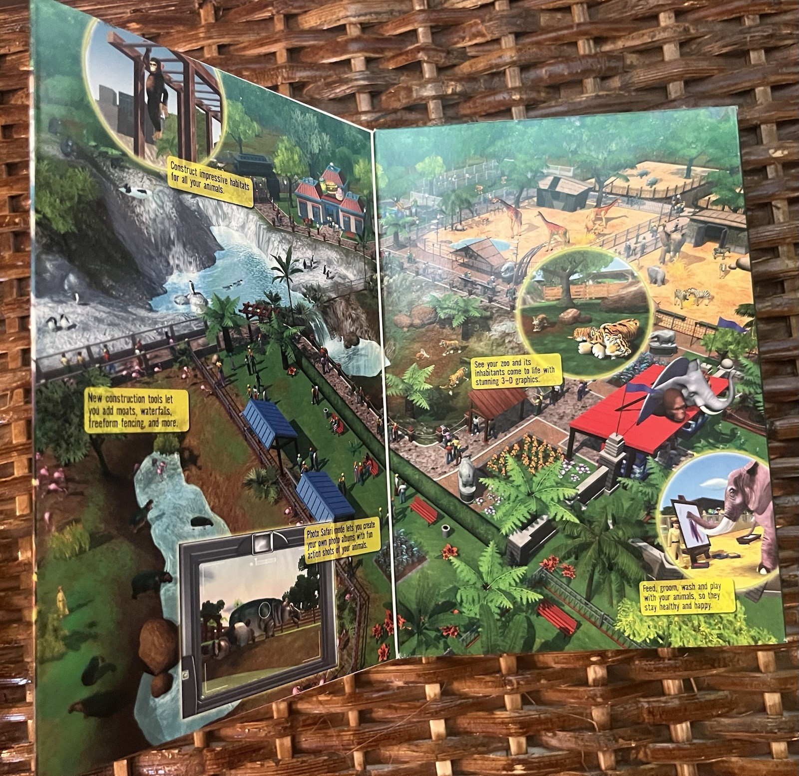 Zoo Tycoon 2 Complete With Manual PC Game 2004 CD ROM Microsoft Windows