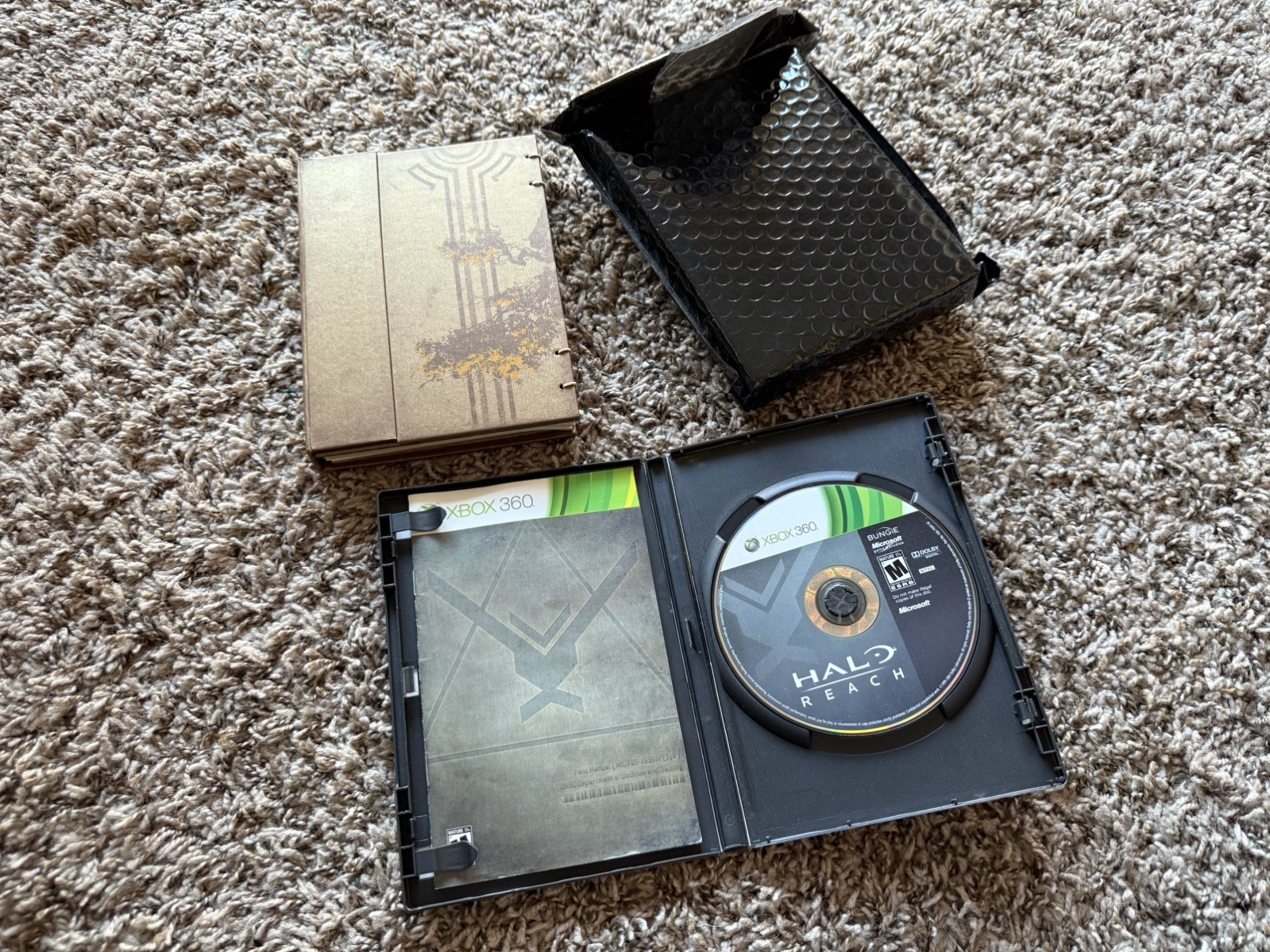 Halo Reach Legendary Edition, Complete Set. All Weapons, Box, Game, and Journal.