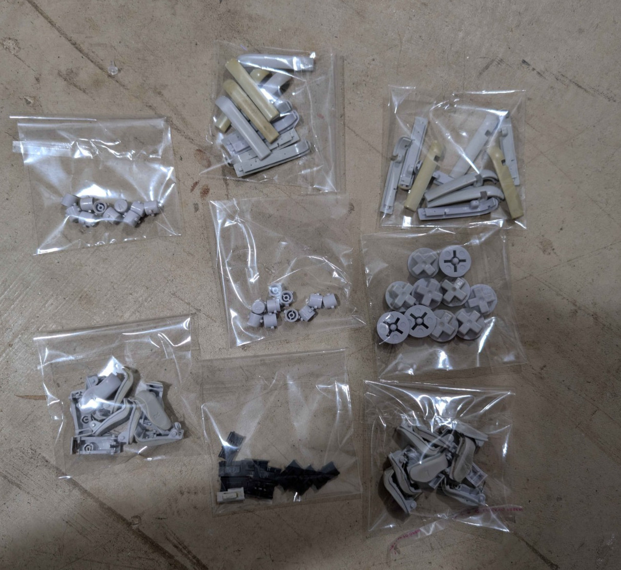 Bulk Lot 80x Nintendo Game Boy Advance GBA Replacement Parts Buttons D-Pad L/R