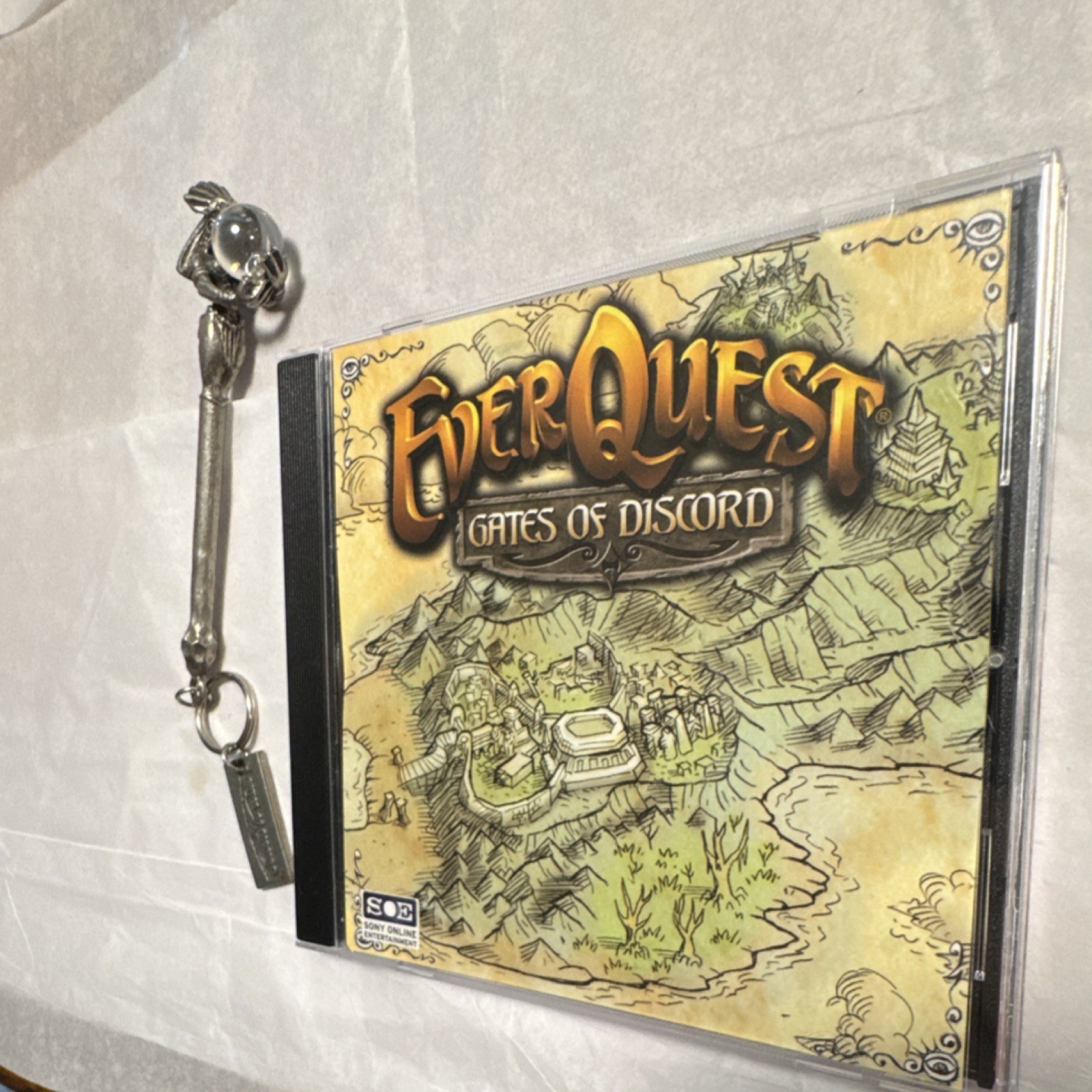 EverQuest Gates of Discord collectible keychain & PC CD-ROM